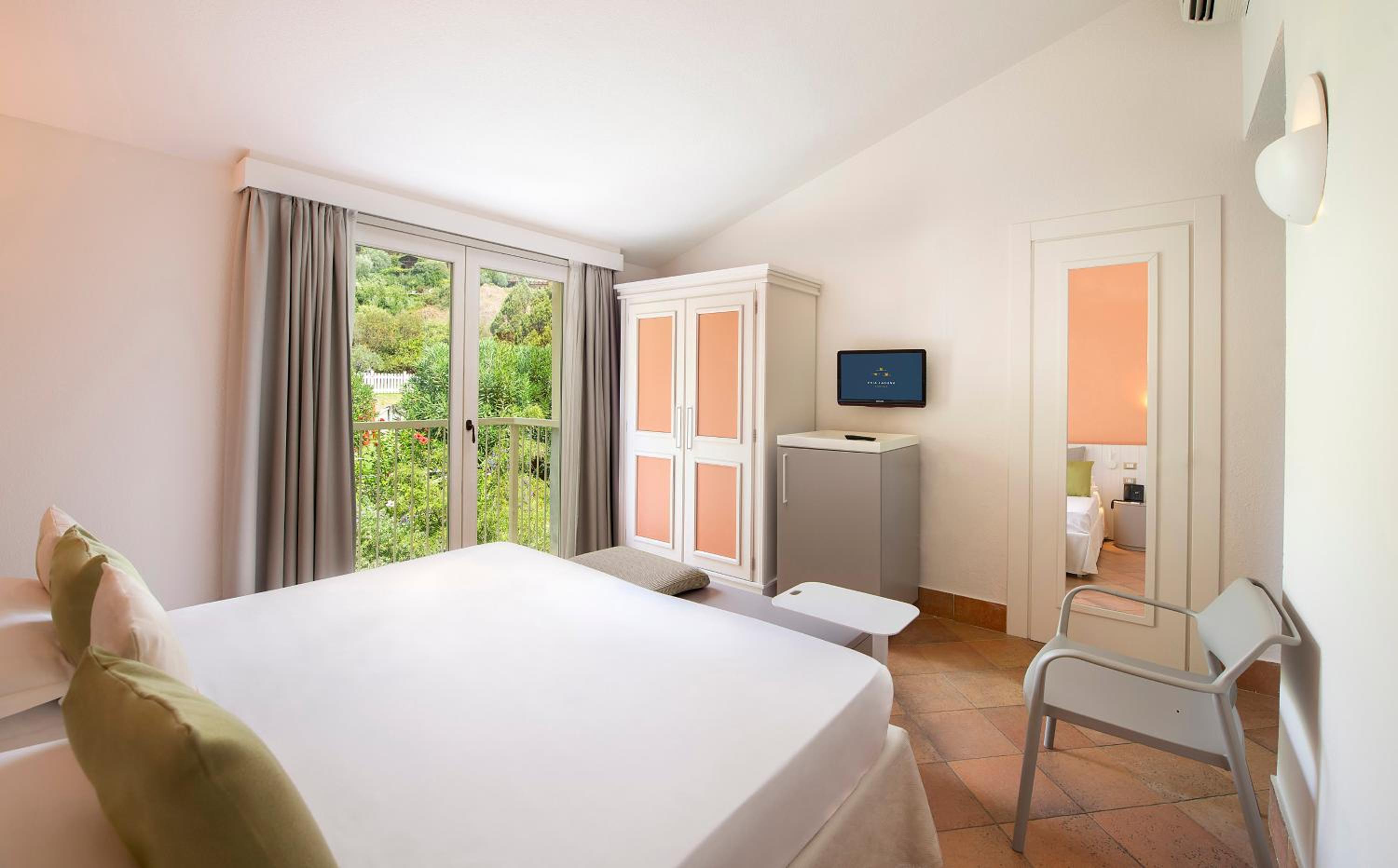 Classic Double Room - Photo 2