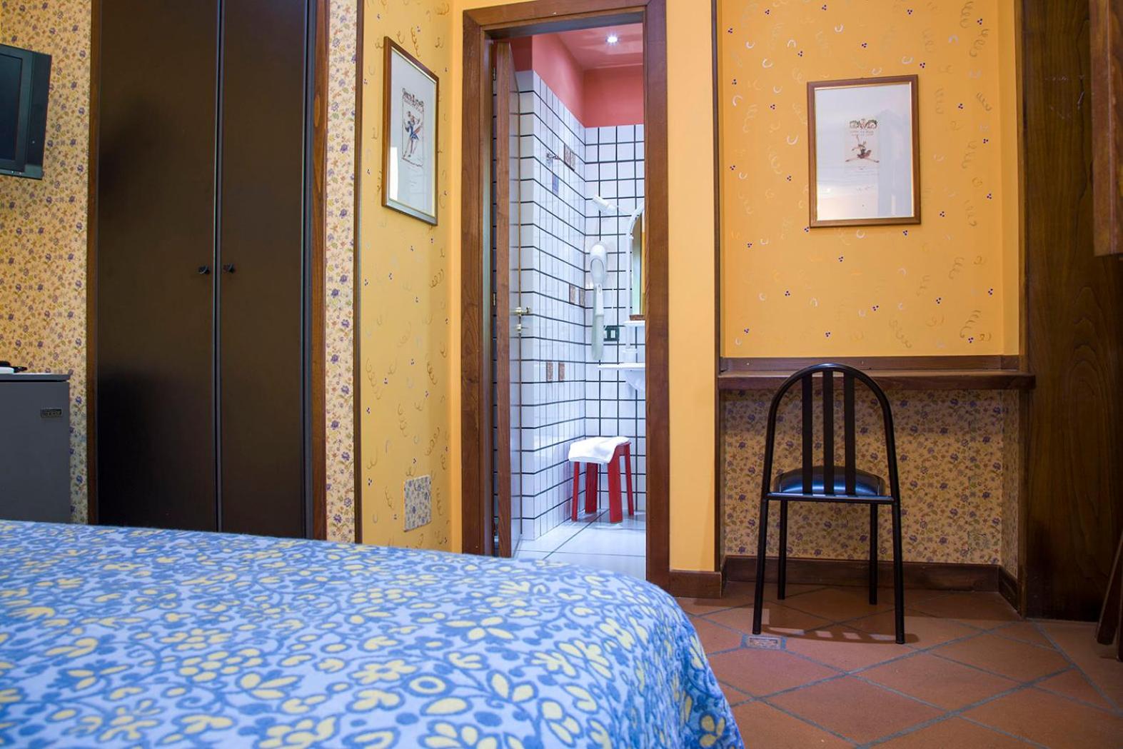 Economy Double Room - Photo 2