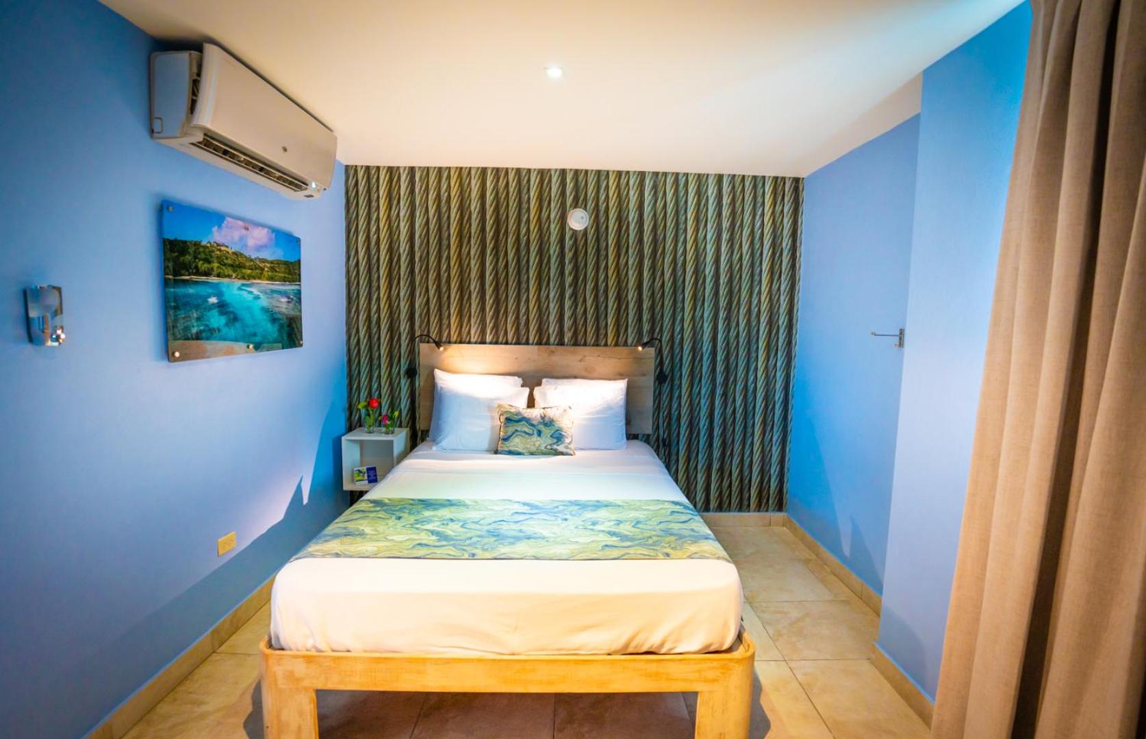Double Room - Disability Access photo 3