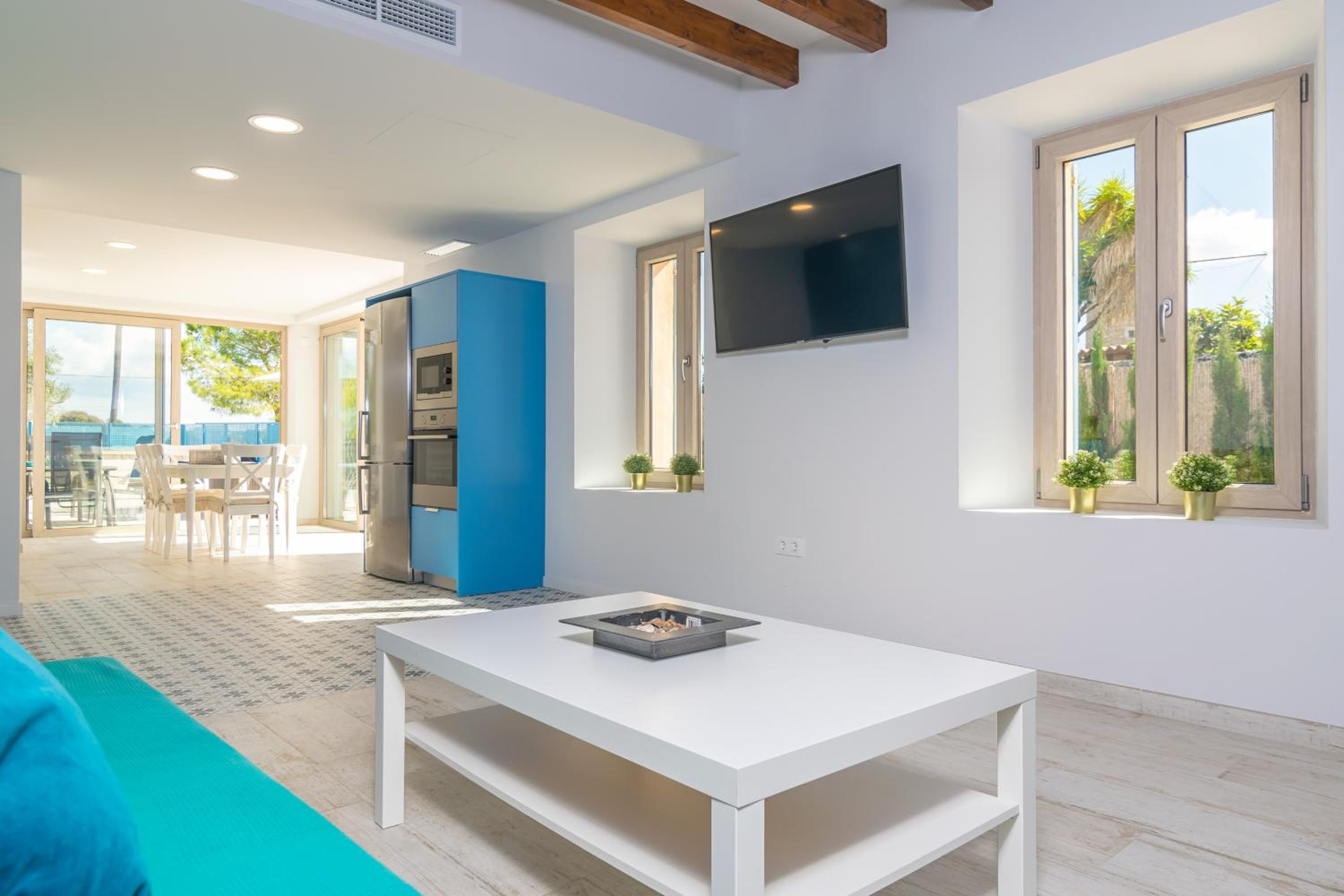 Three-Bedroom Villa photo 2
