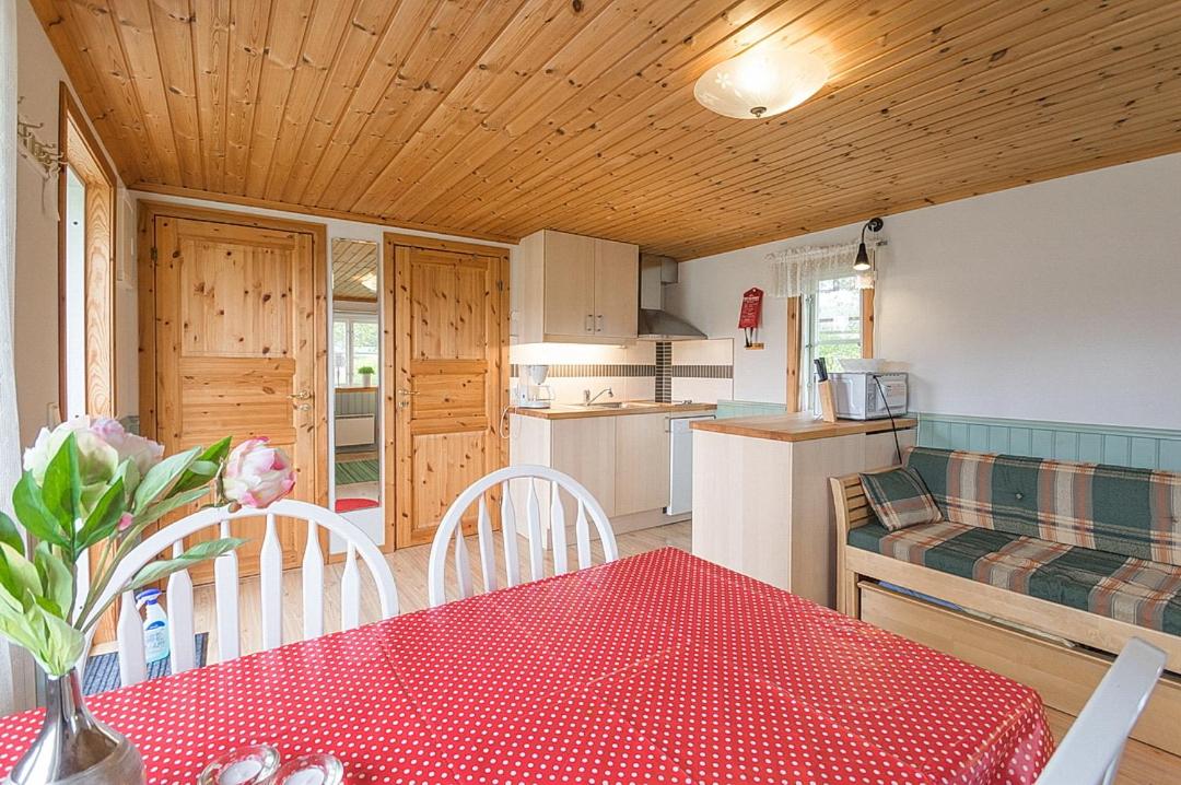 One-Bedroom House photo 1