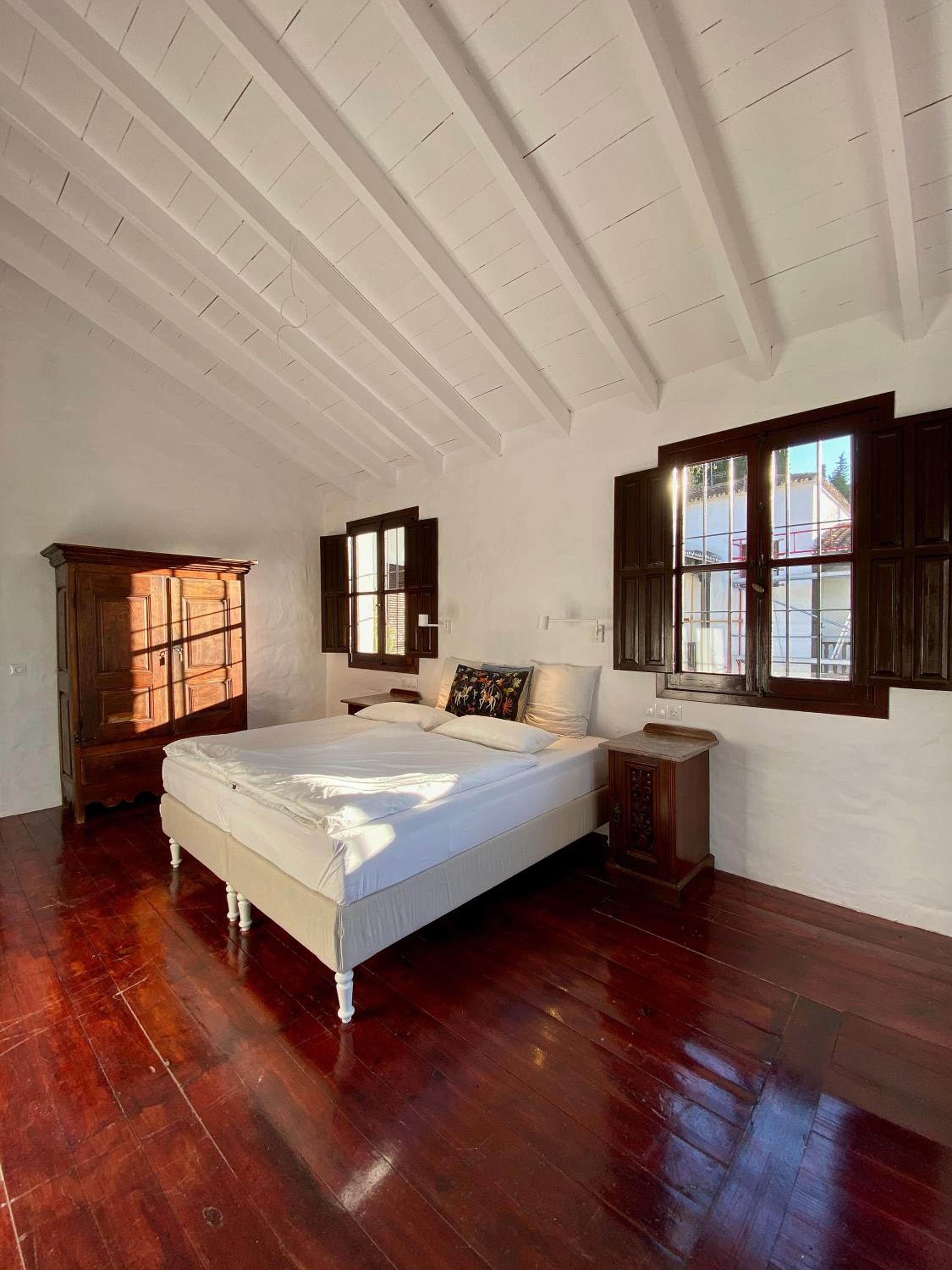 Double Room with Terrace - Photo 10