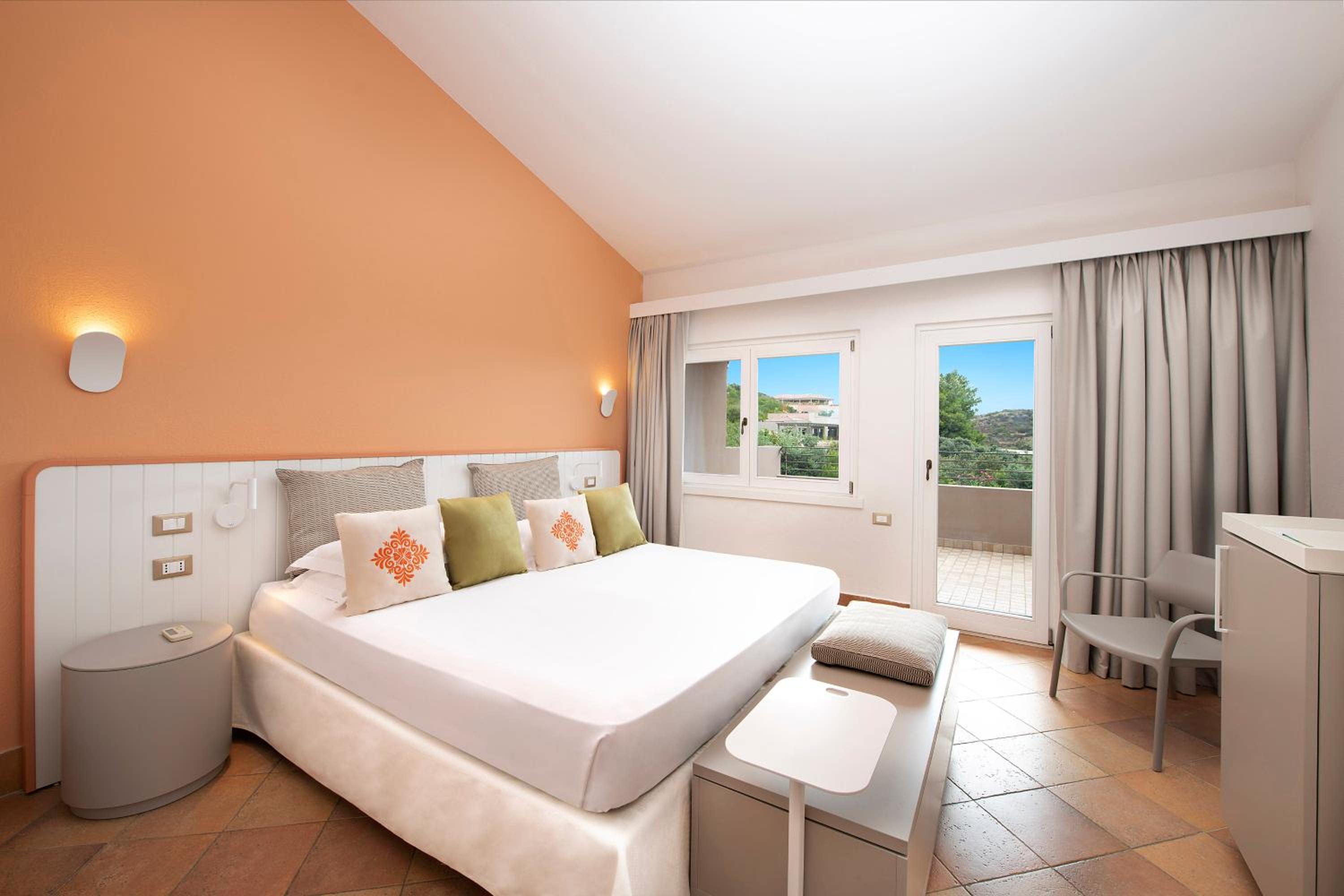 Double Room with Balcony - Photo 1