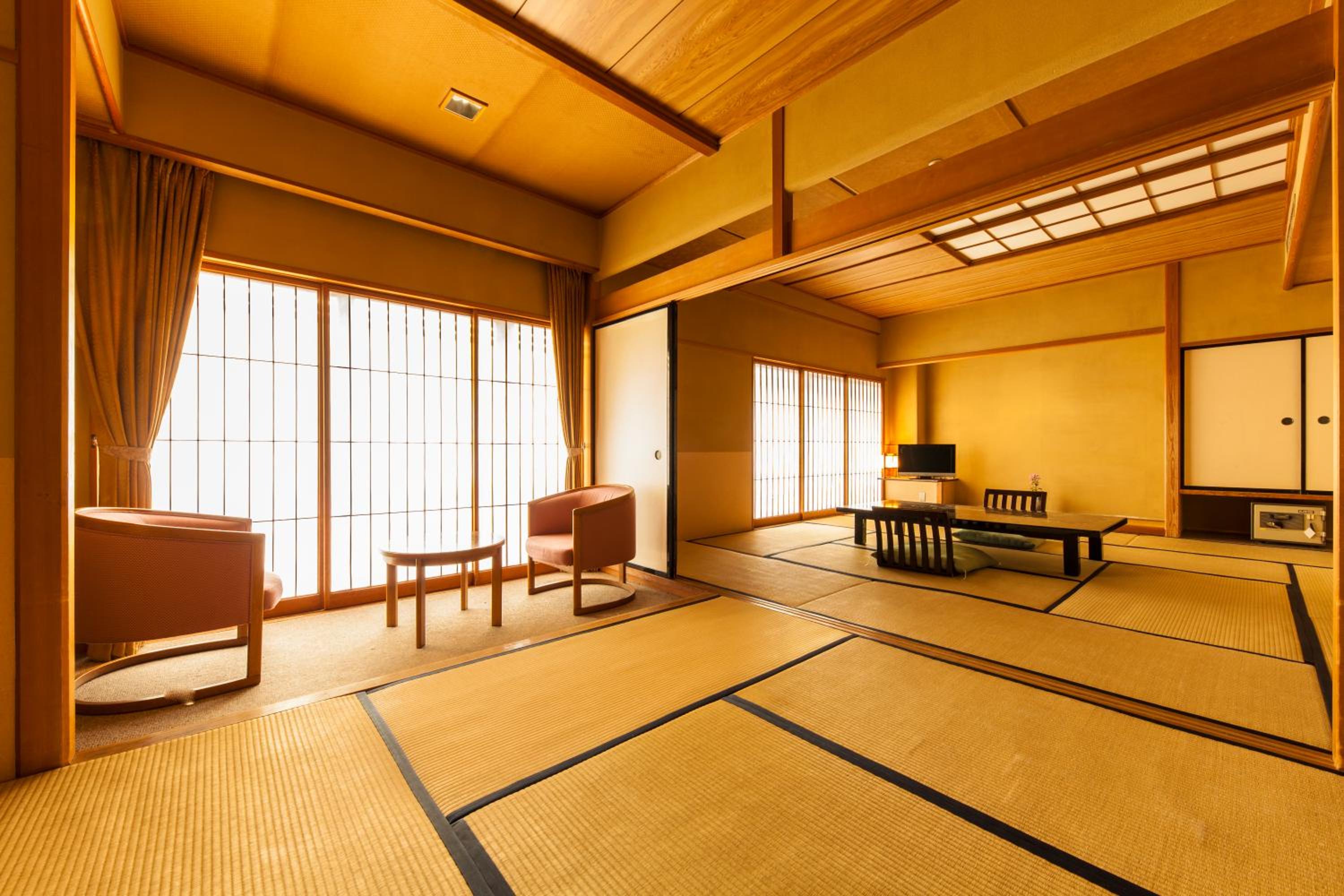 Japanese-Style Large Room with River View - Non-Smoking photo 1