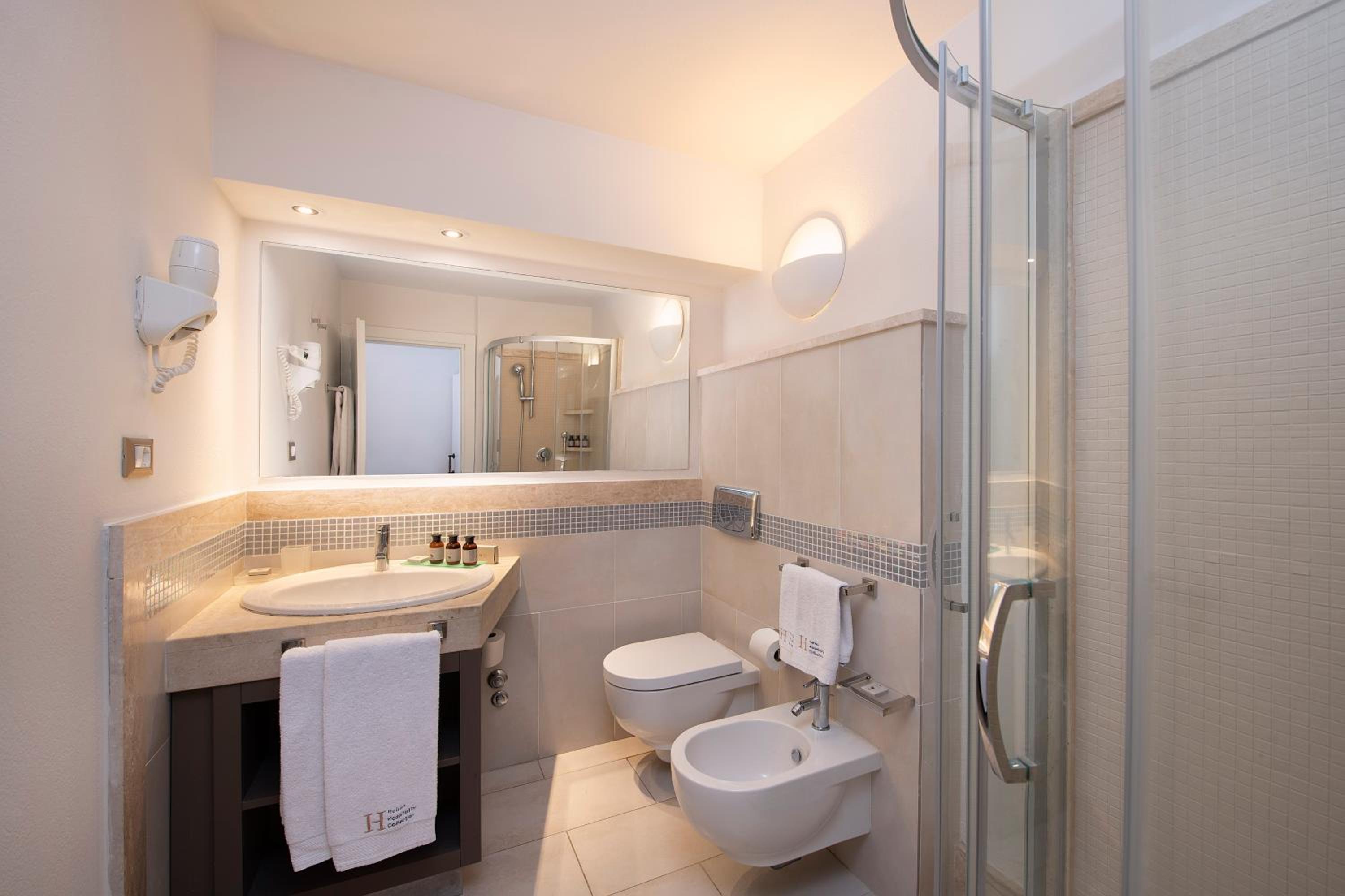 Classic Triple Room - Photo 5