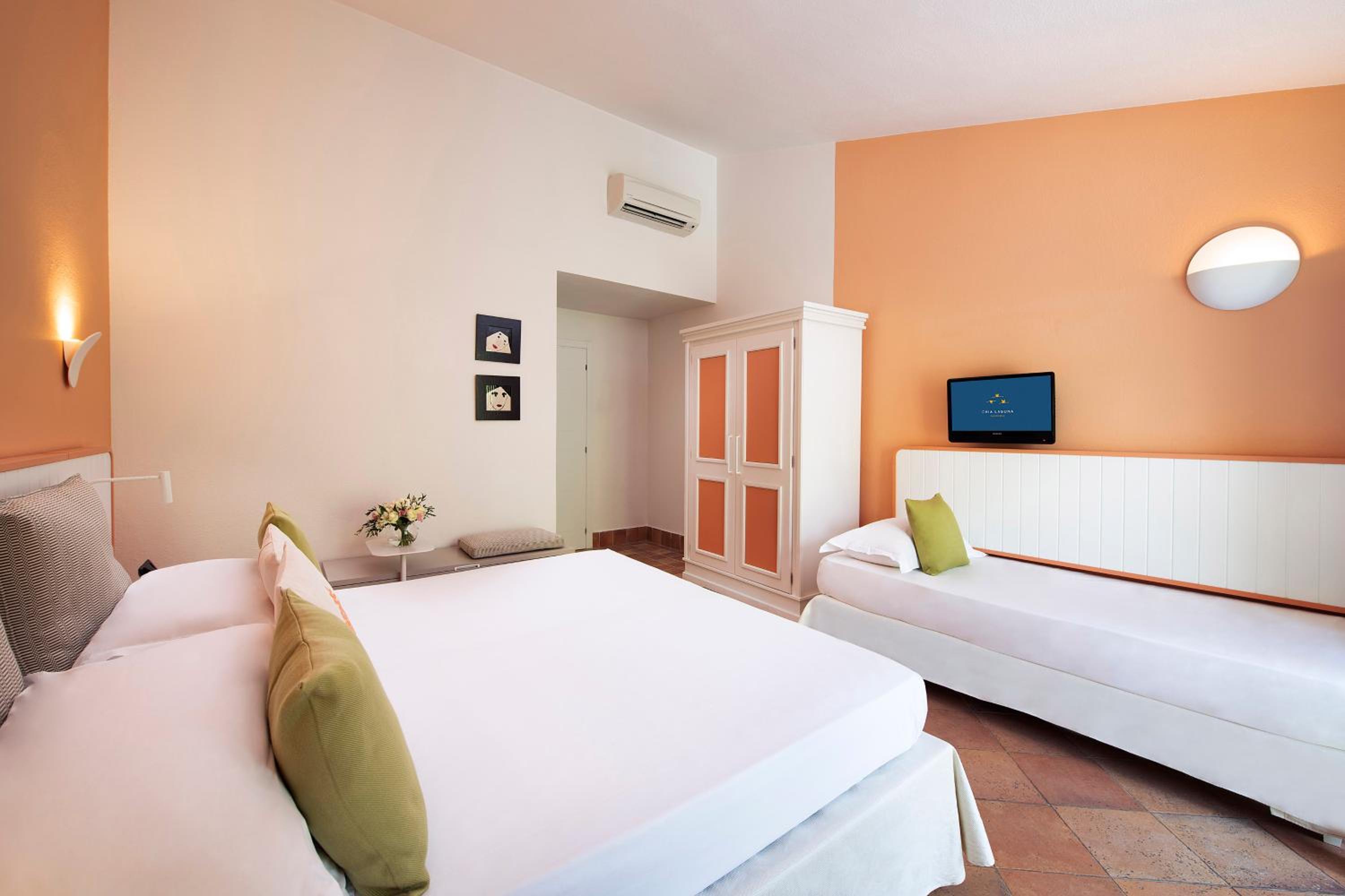 Classic Triple Room - Photo 2