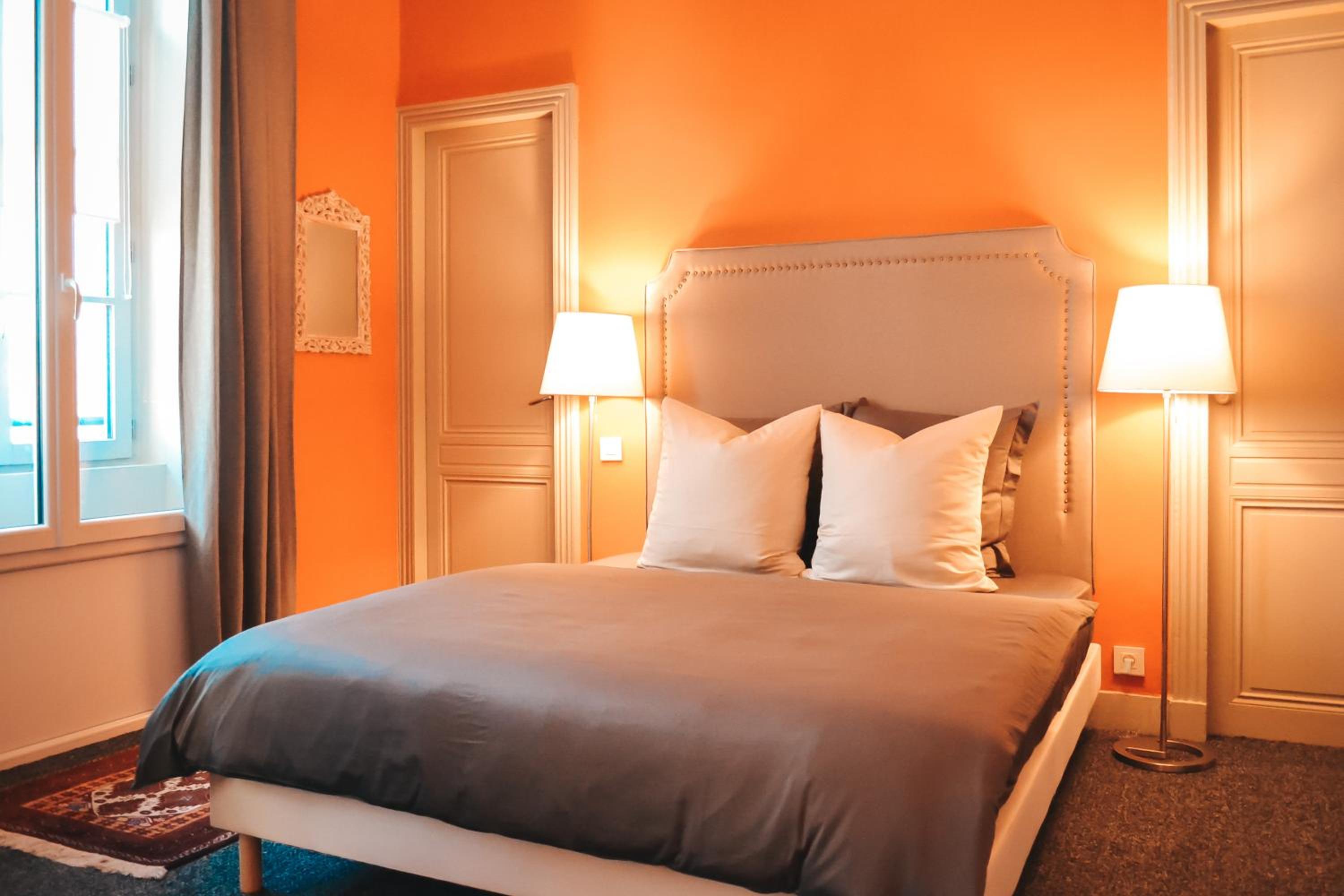 Queen Room