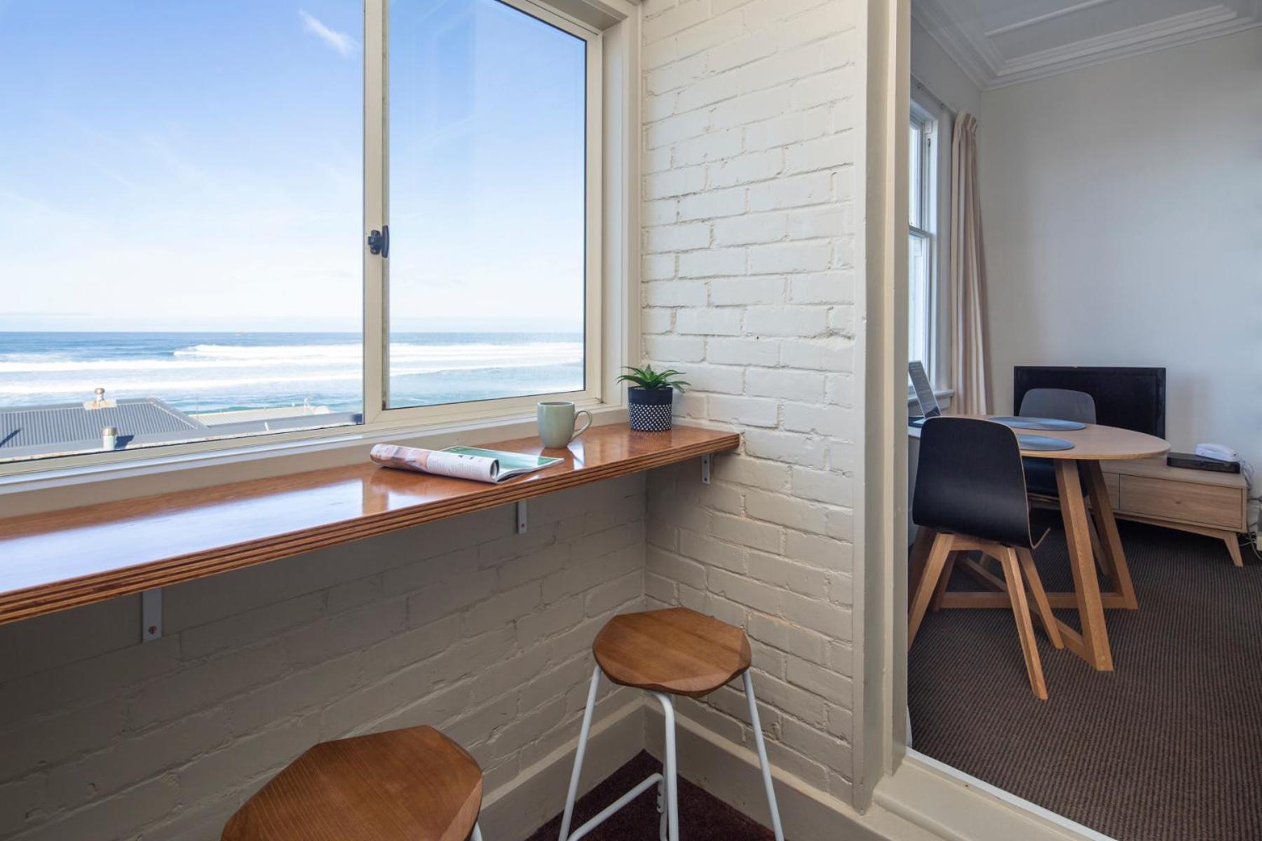 One-Bedroom Apartment With Sea View photo 2