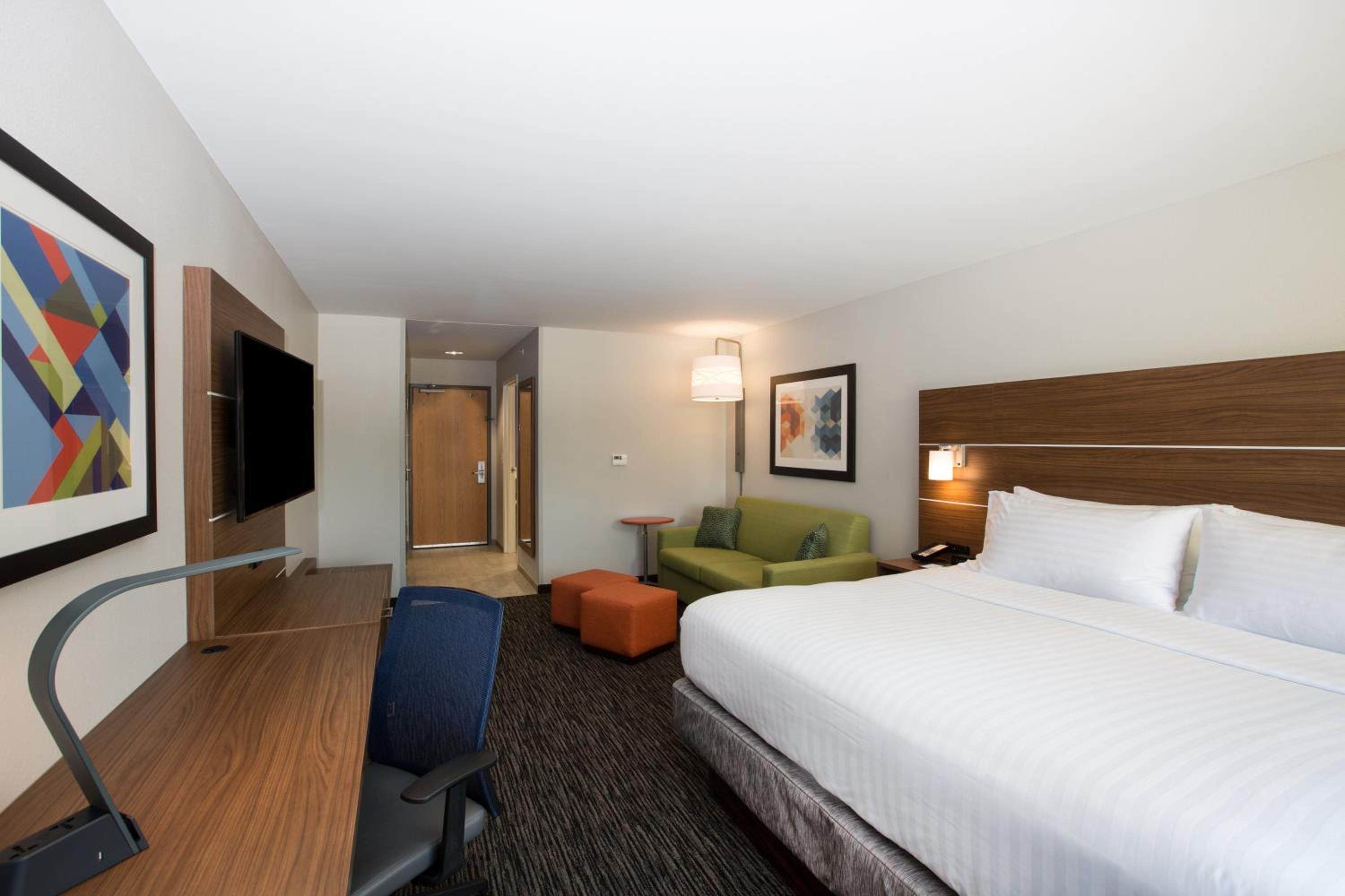 Standard King Room - Photo 1