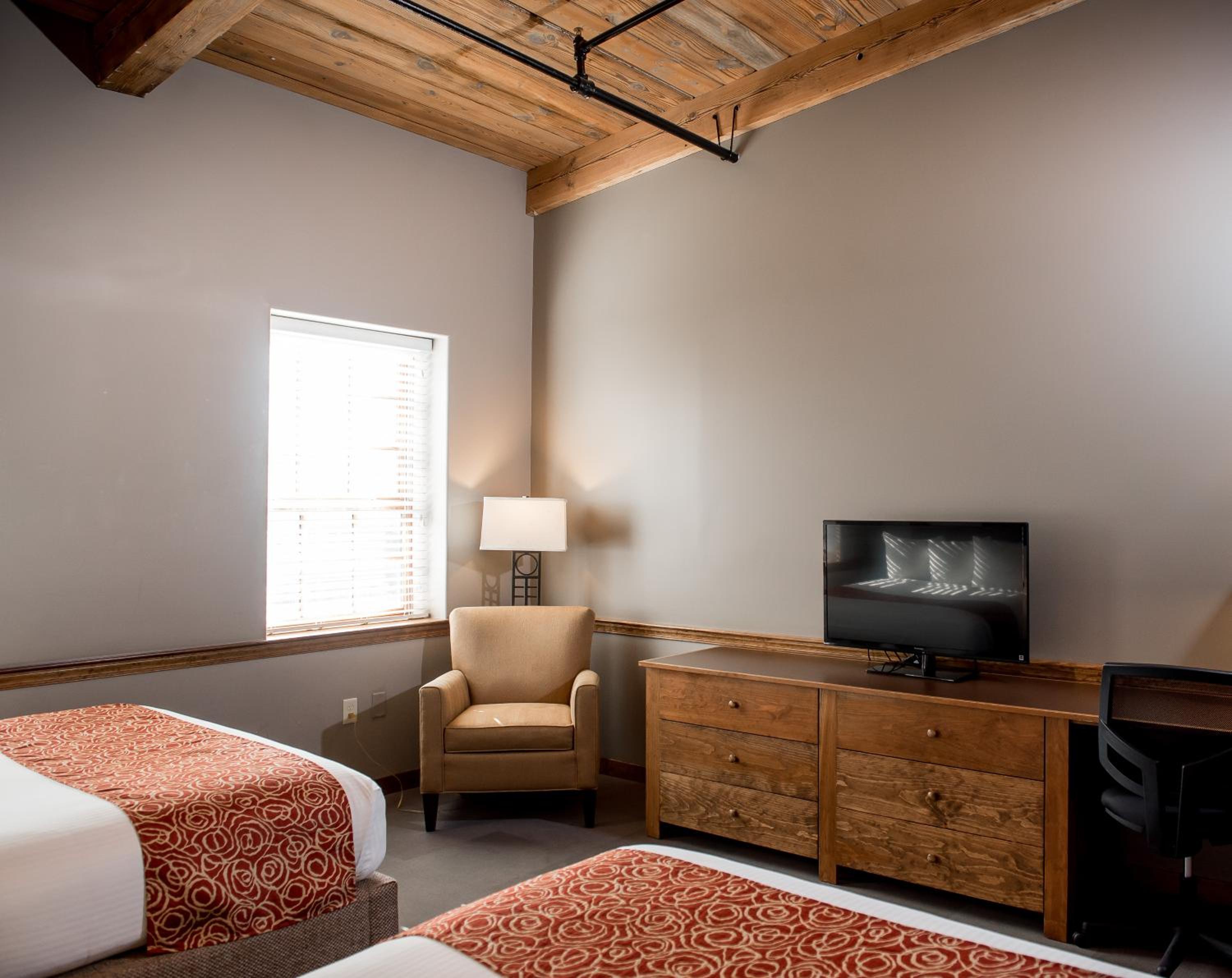 Double Room with Two Double Beds - Photo 6