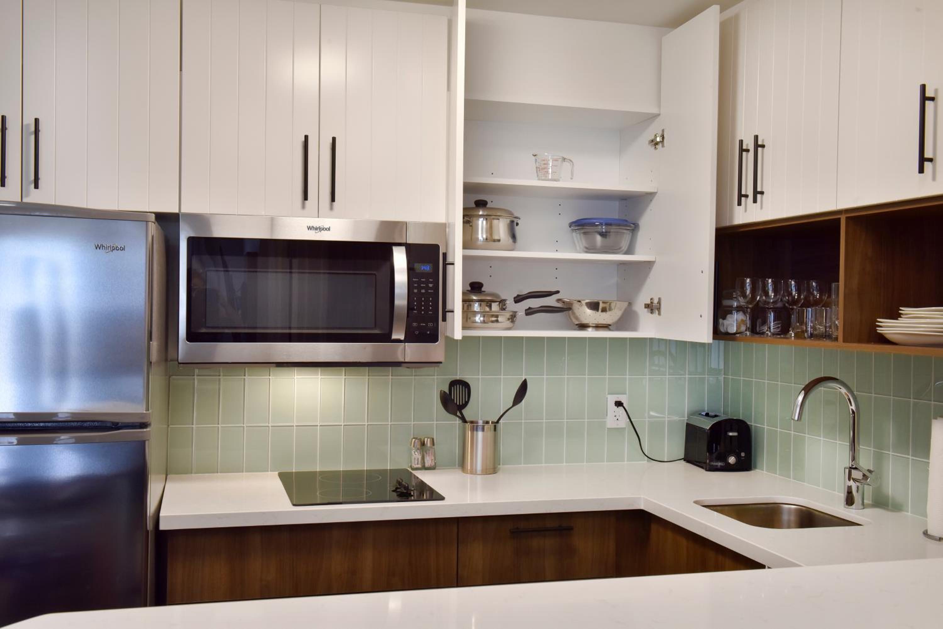 King Studio Suite - Photo 19