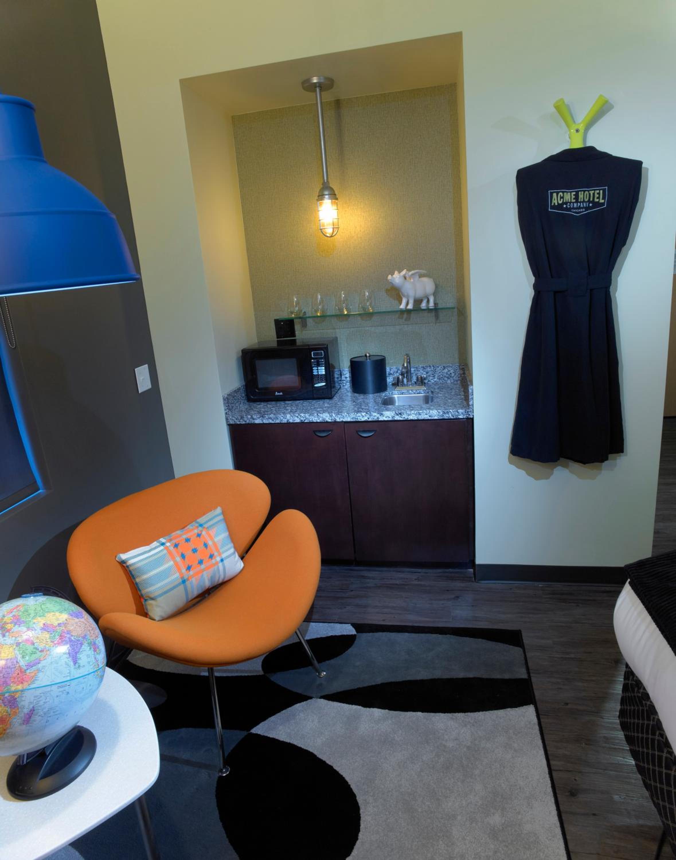 Queen Room with Two Queen Beds and Walk-in Shower - Disability Access