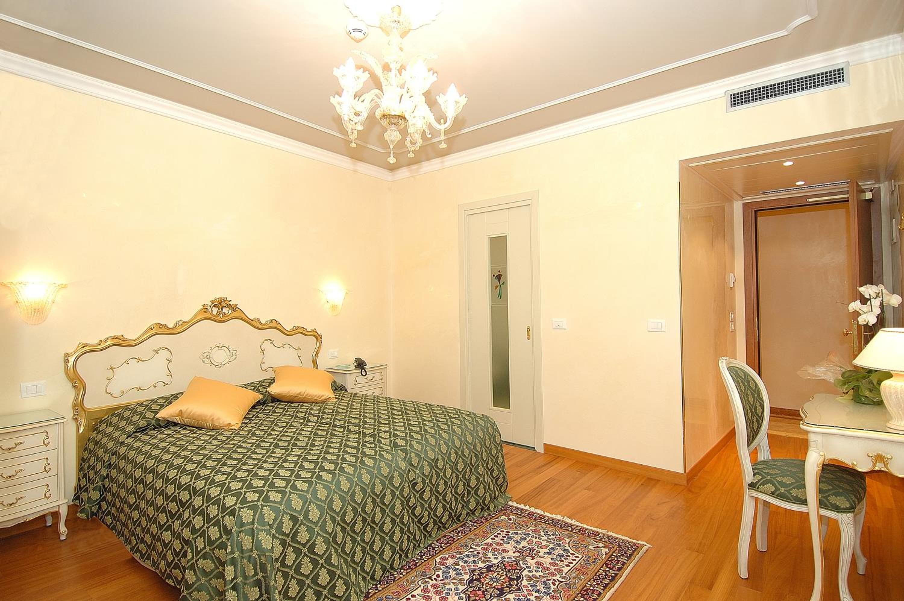 Superior Double Room photo 3