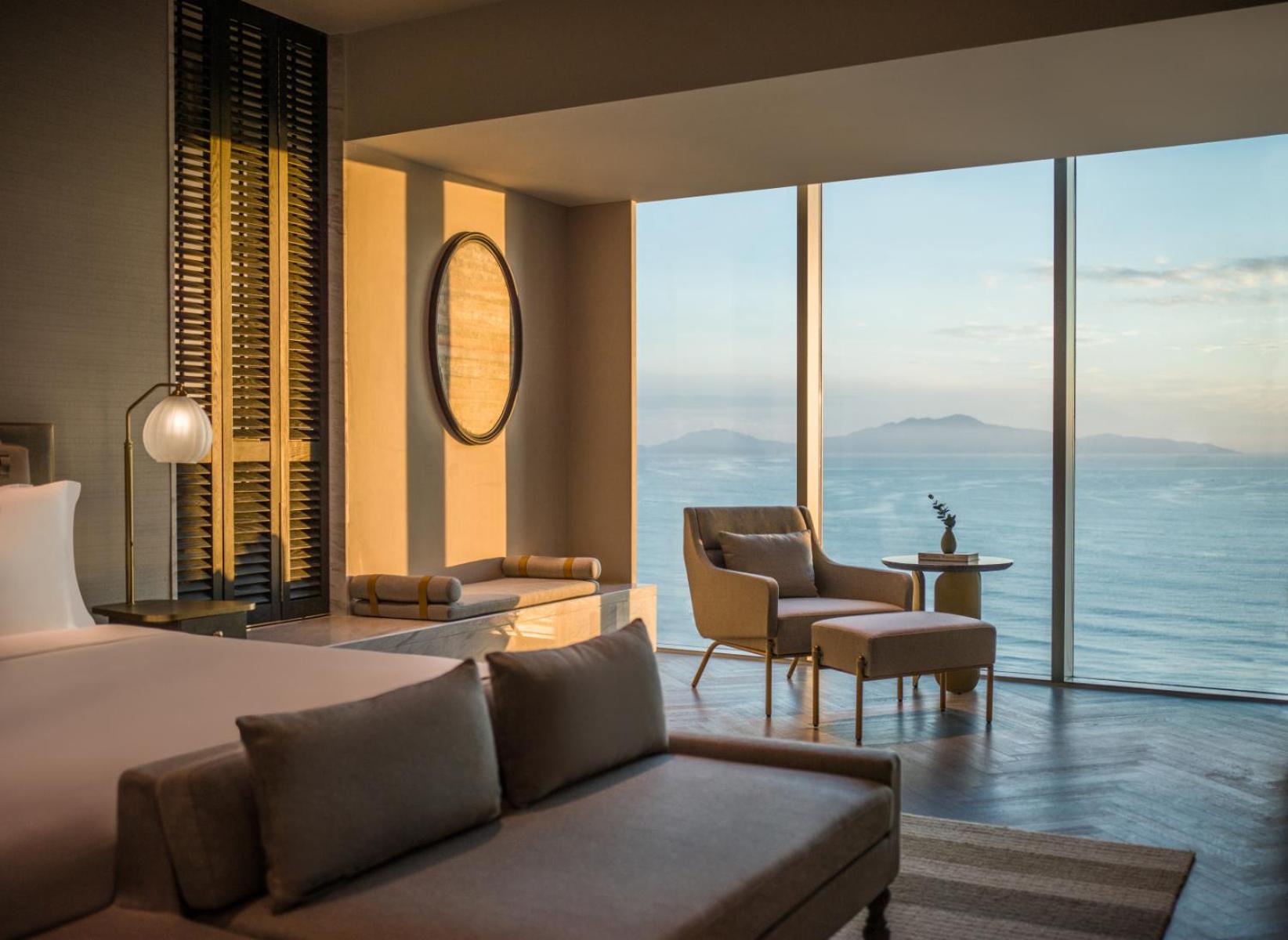 Executive Ocean View Suite - Photo 3