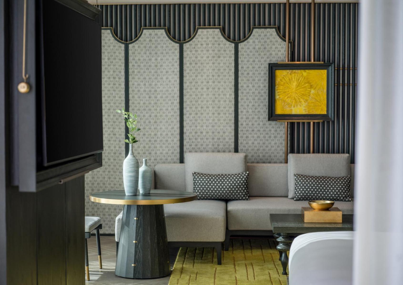 Superior Suite Twin - Photo 3