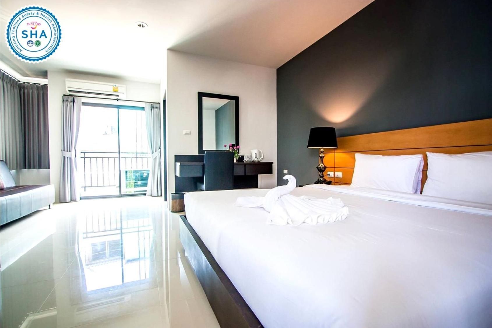 Deluxe Double Room - Photo 3