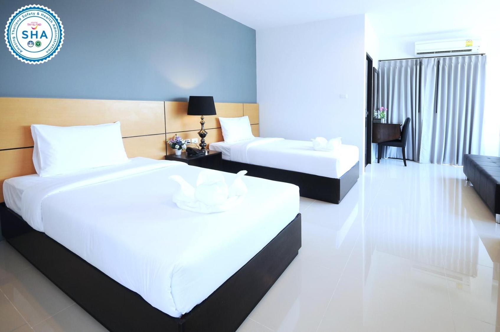 Deluxe Twin Room photo 1