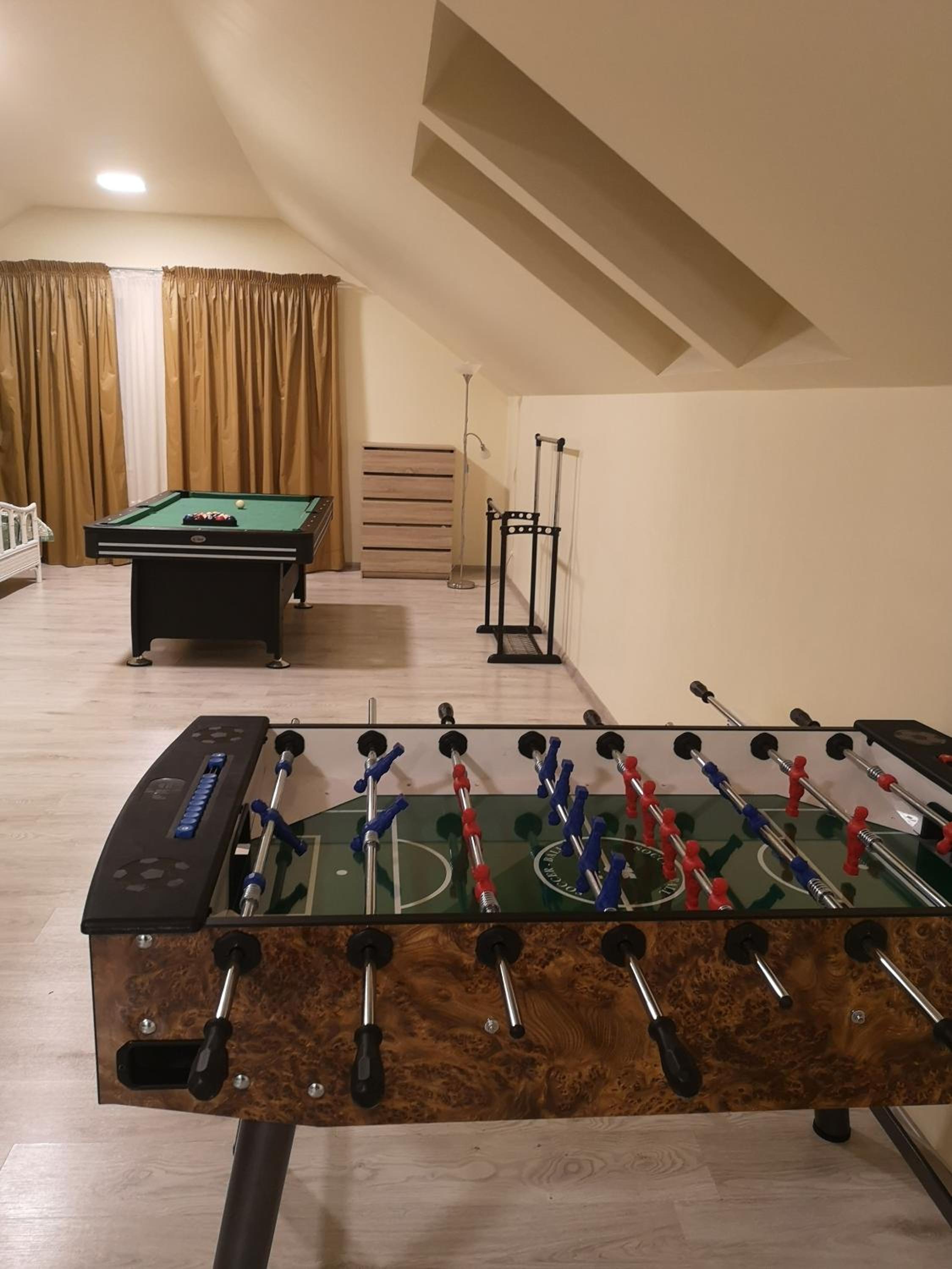 One-Bedroom Apartment - Photo 13