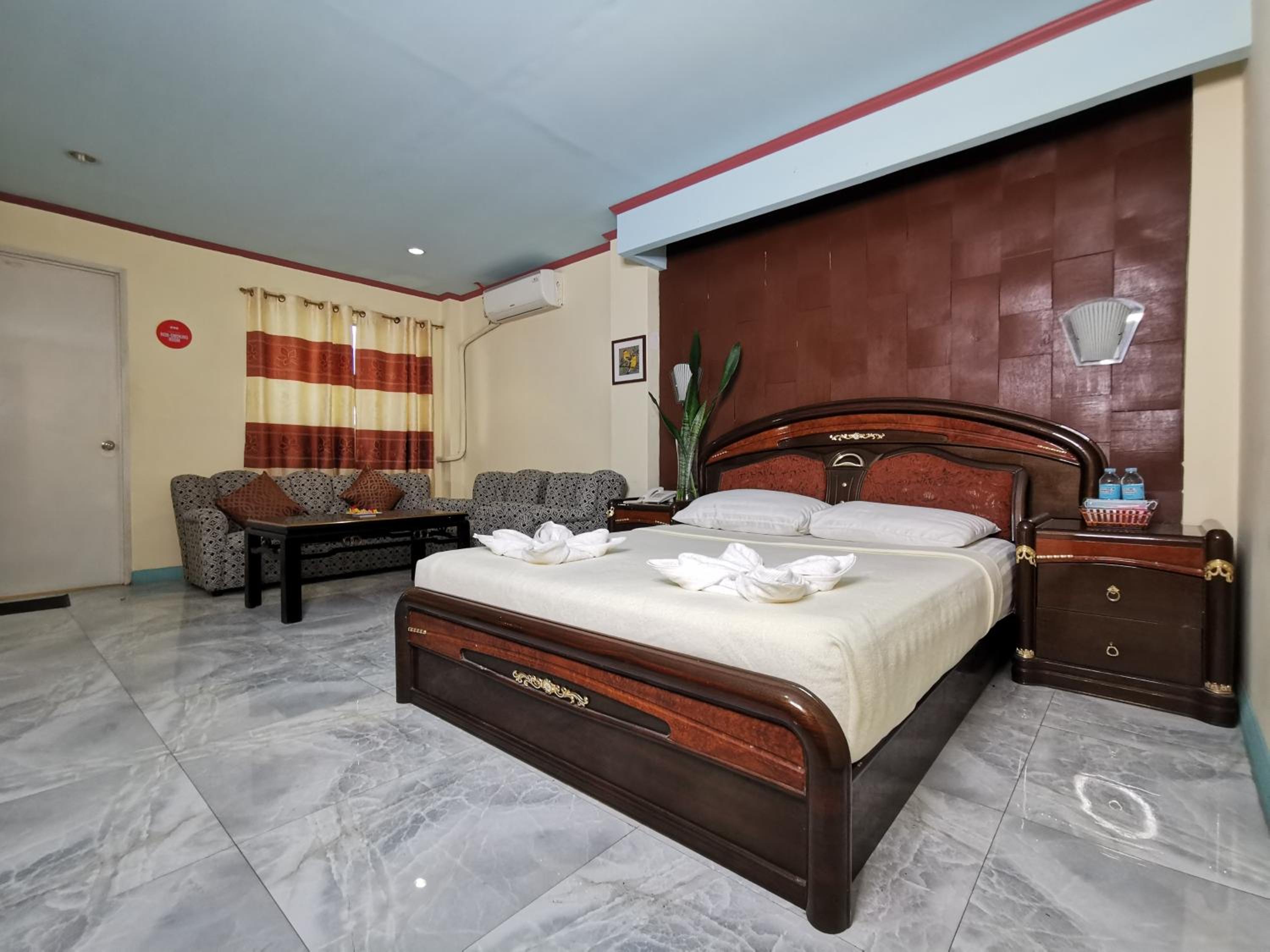 Premier Deluxe Room - Leisure Stay photo 2