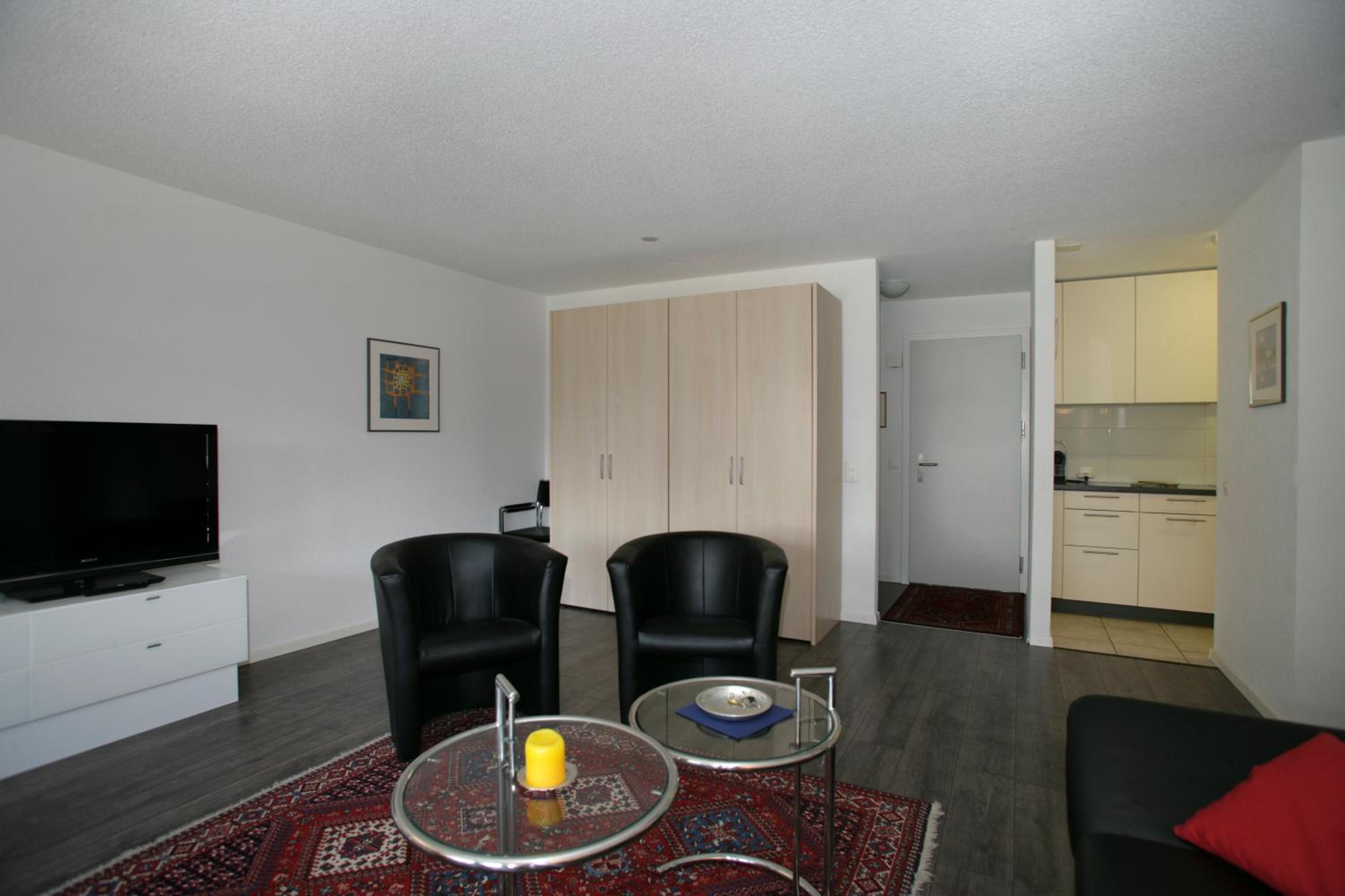 One-Bedroom Apartment - Photo 50