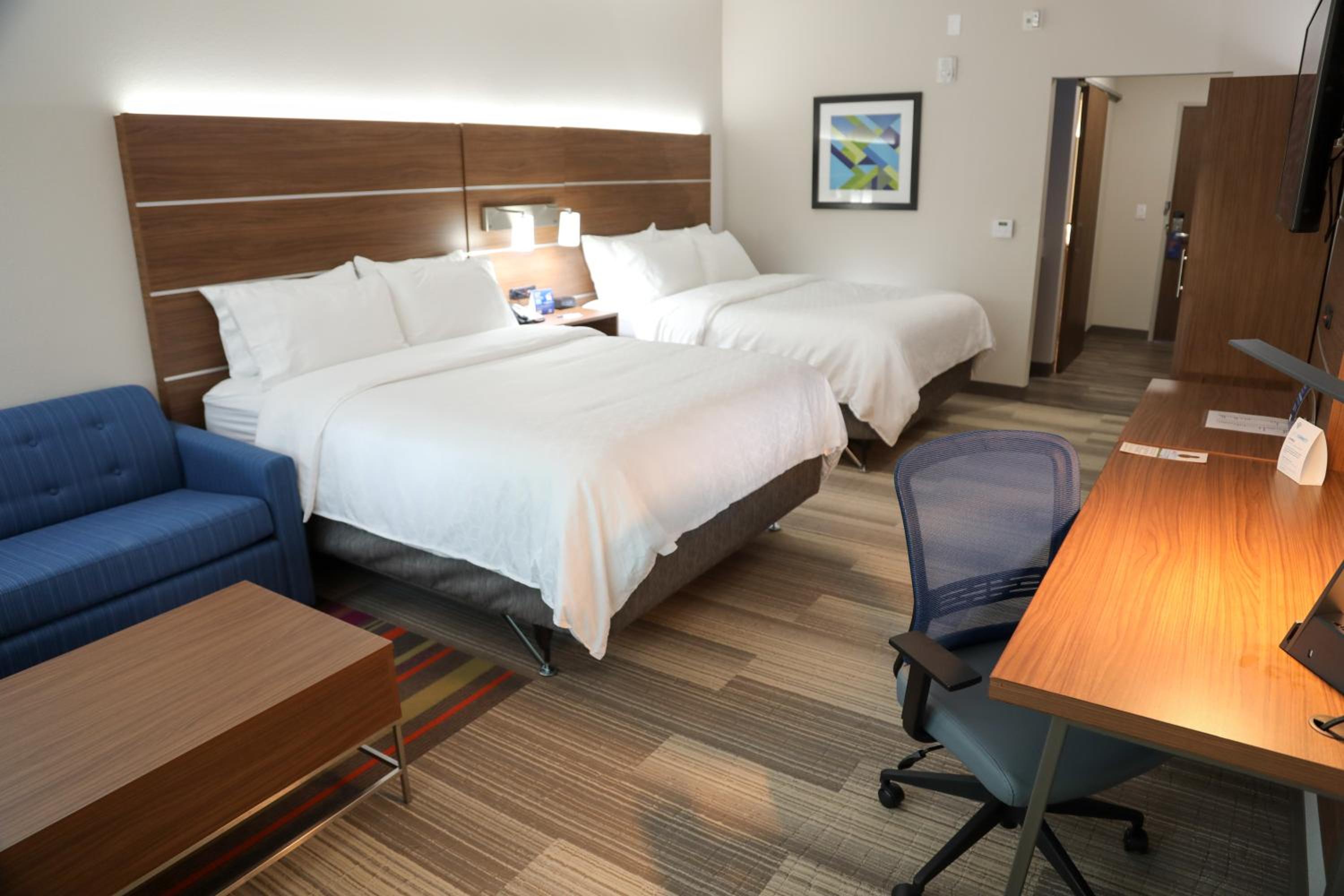 Queen Suite with Two Queen Beds and Sofa Bed