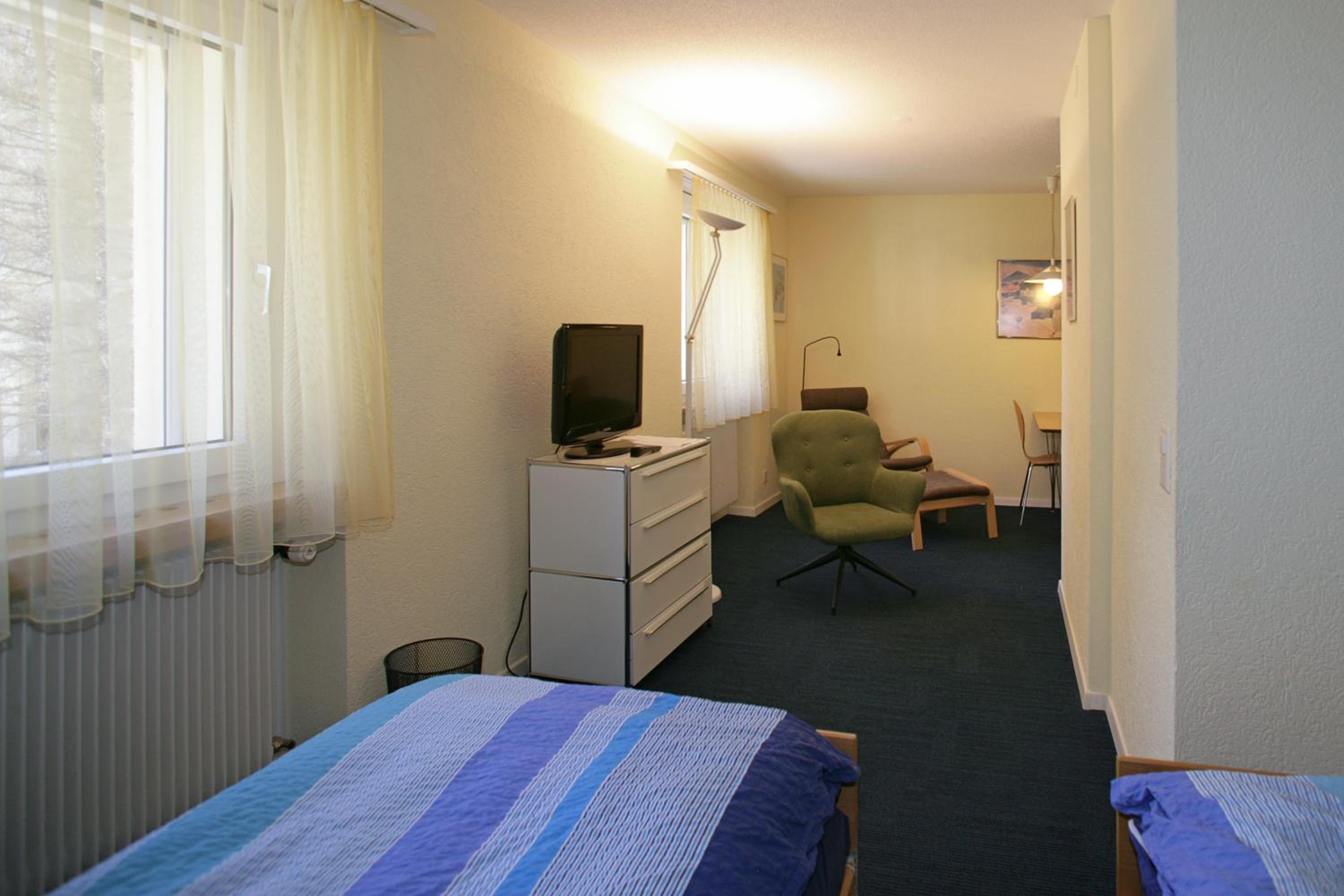 Superior Twin Room with Kitchenette - Photo 8