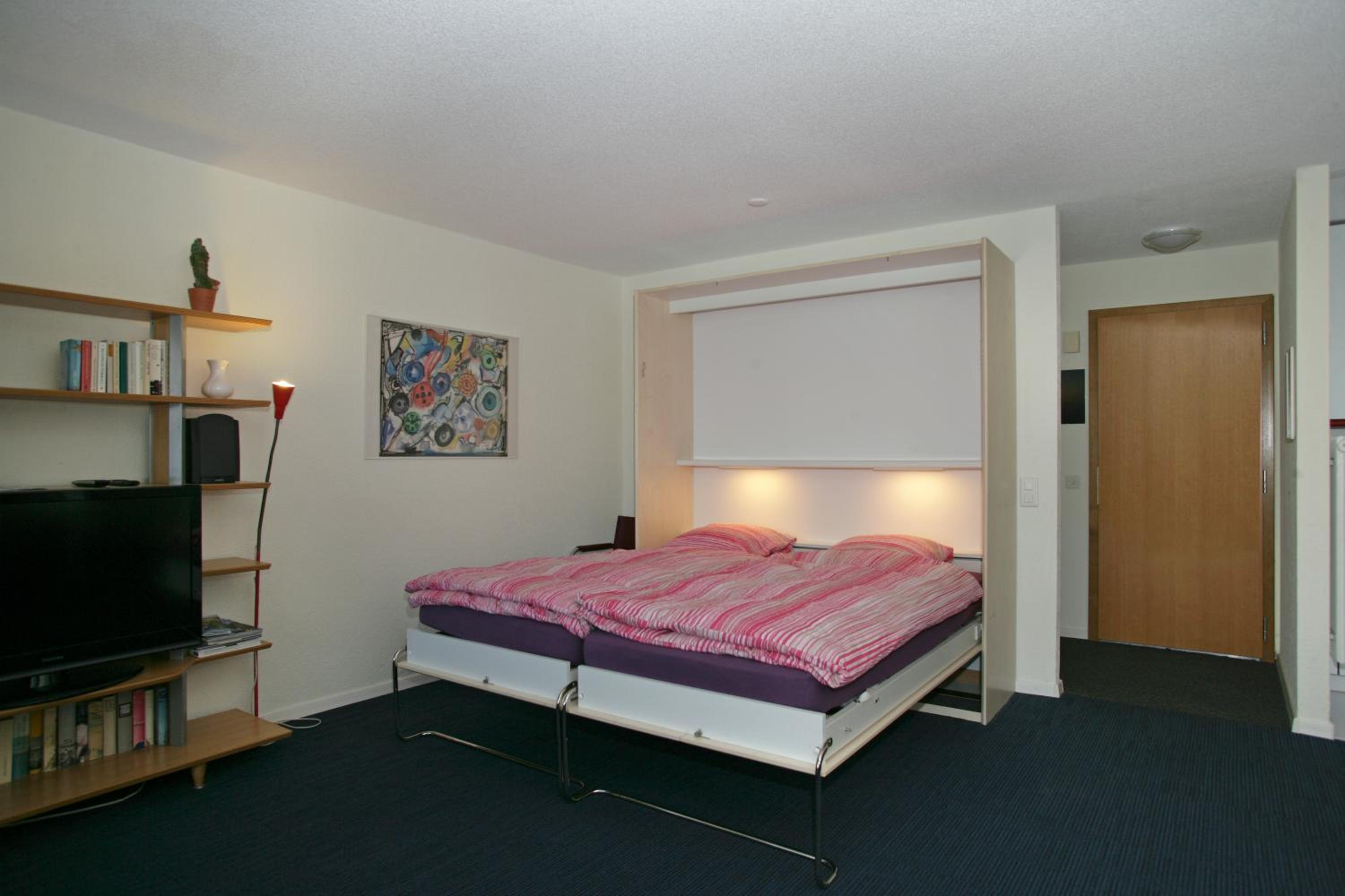 One-Bedroom Apartment - Photo 59