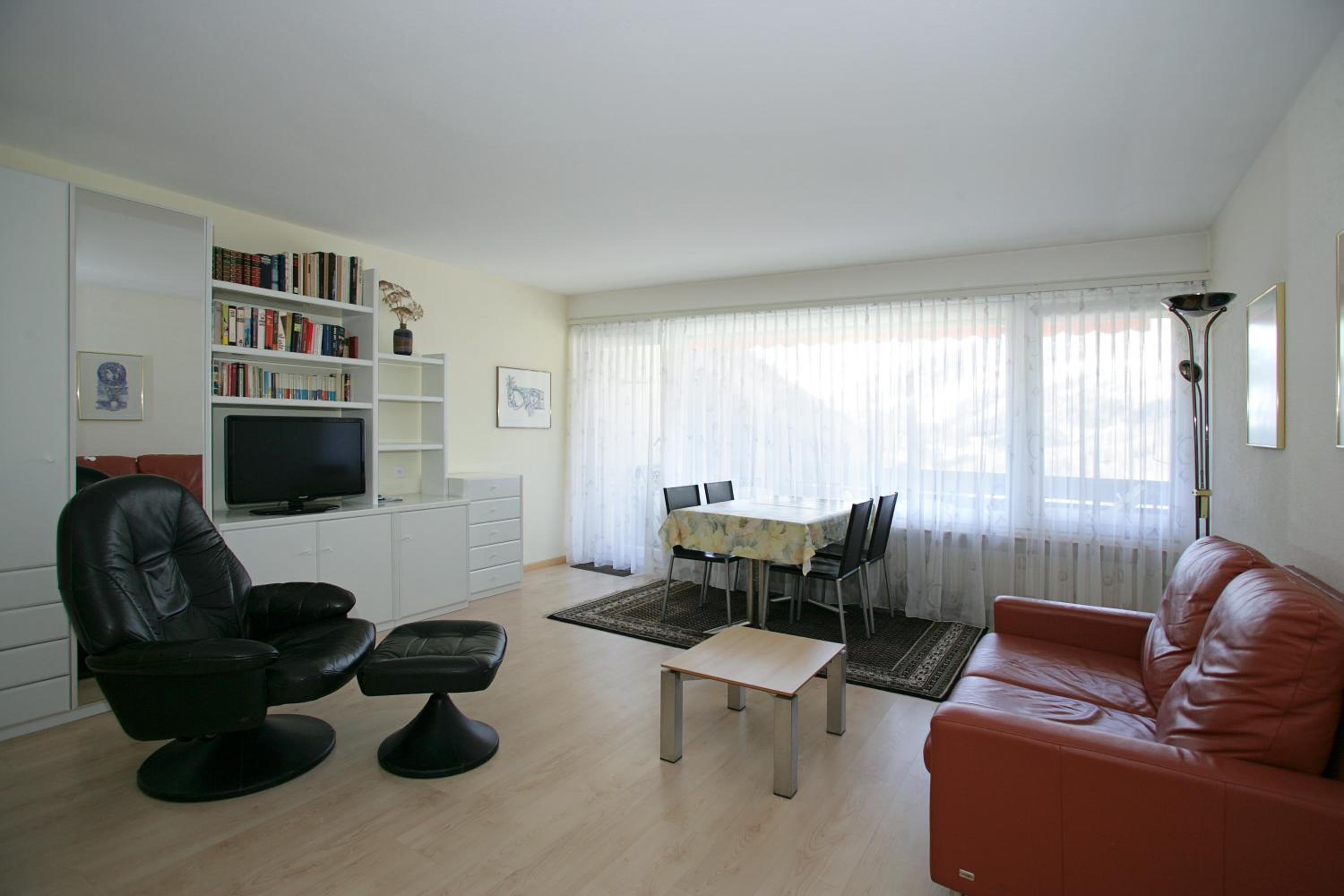 Studio - Photo 20