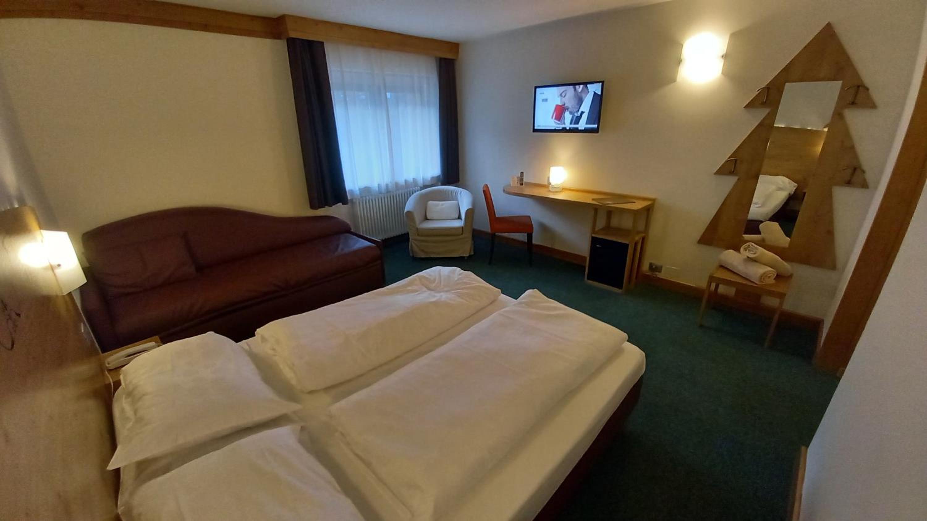 Double or Twin Room photo 1