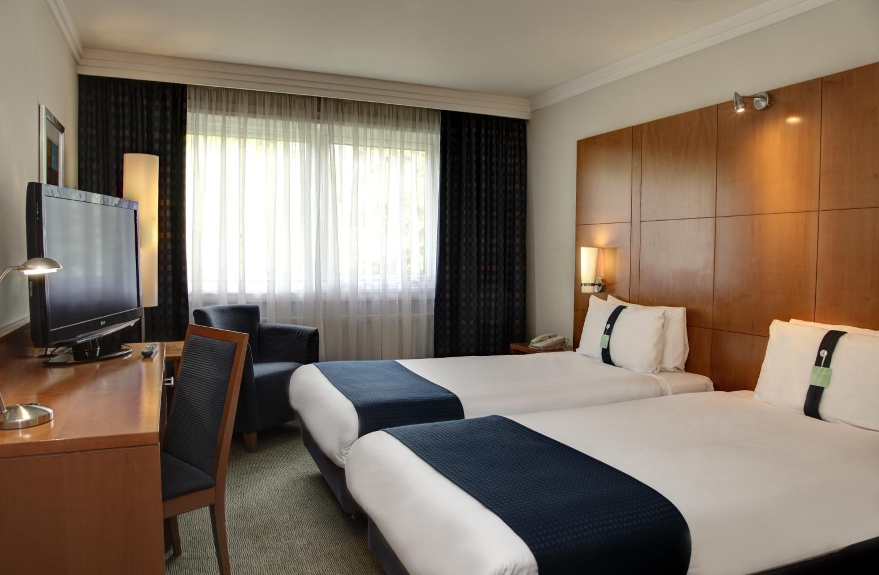 Standard Room - Photo 1