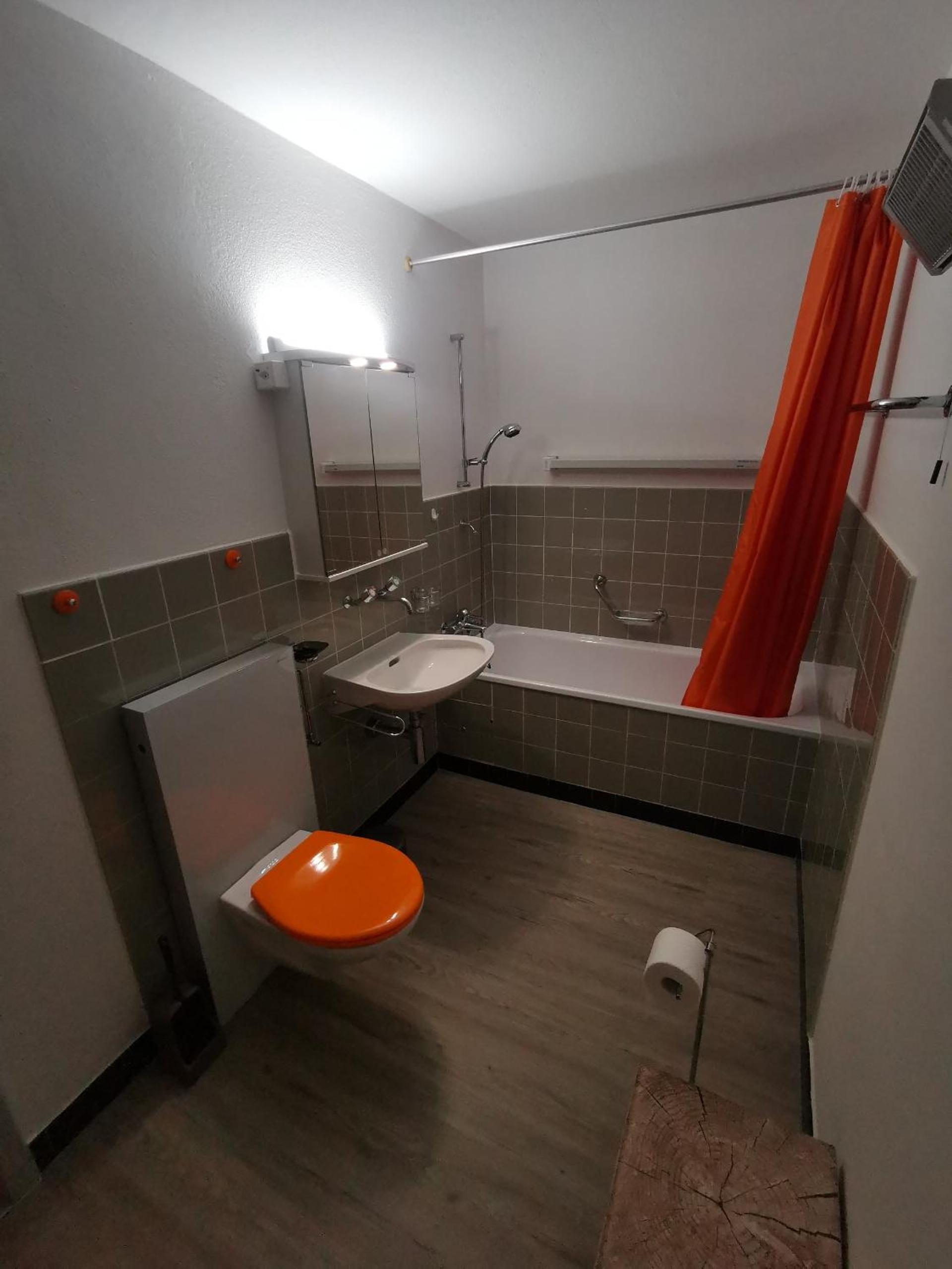 One-Bedroom Apartment - Photo 15
