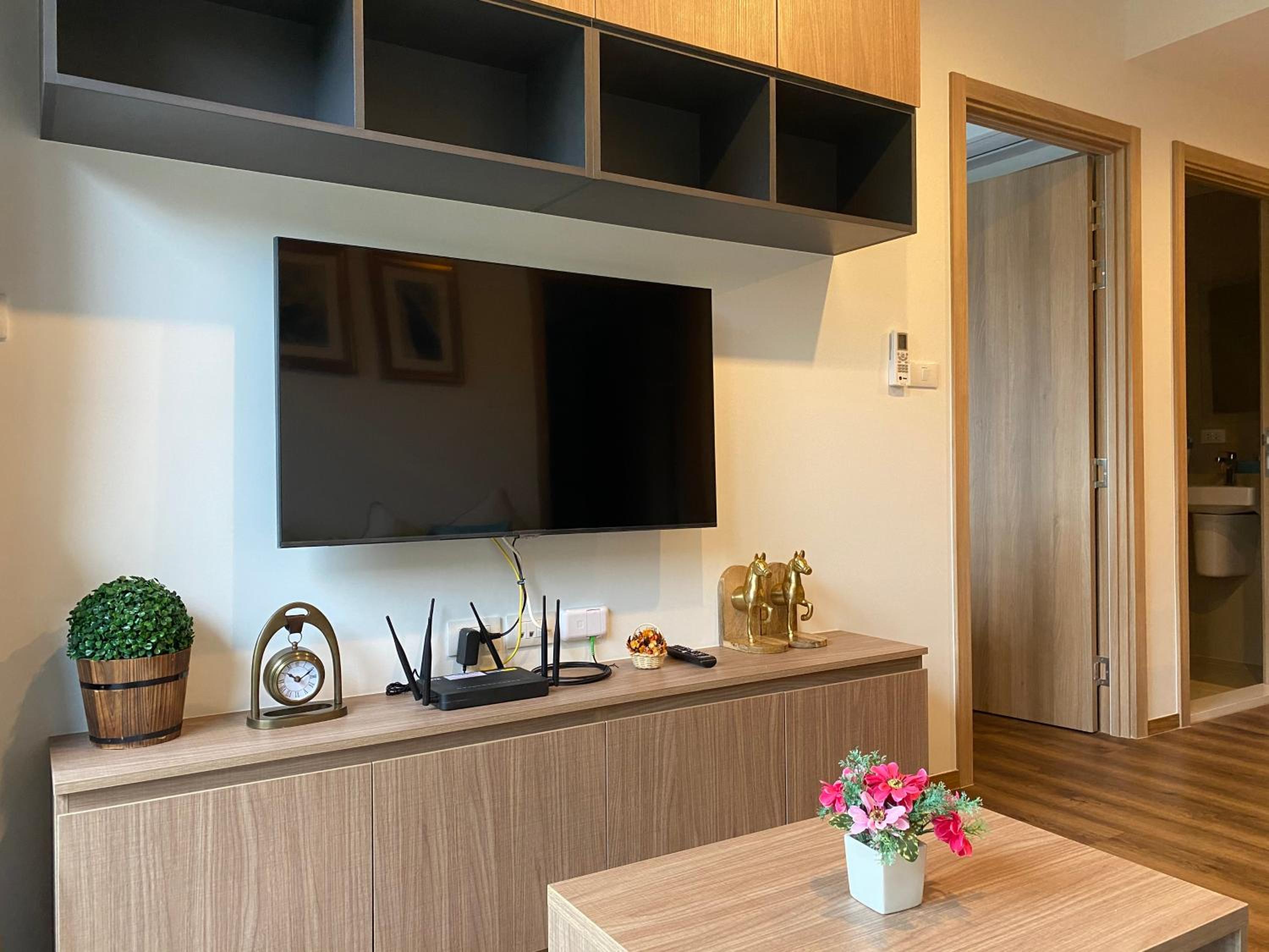 Two-Bedroom Apartment - Photo 14