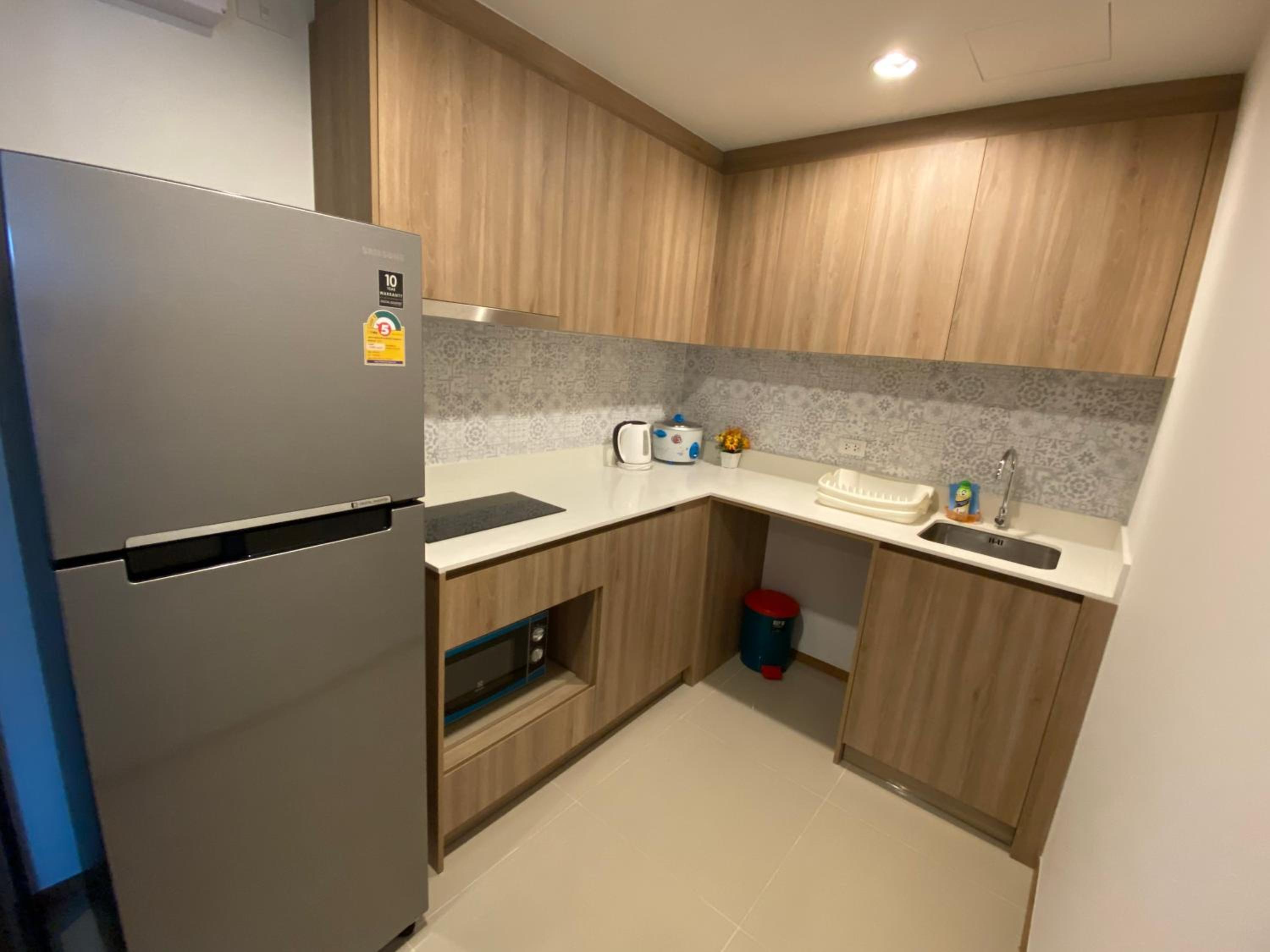 Two-Bedroom Apartment - Photo 12