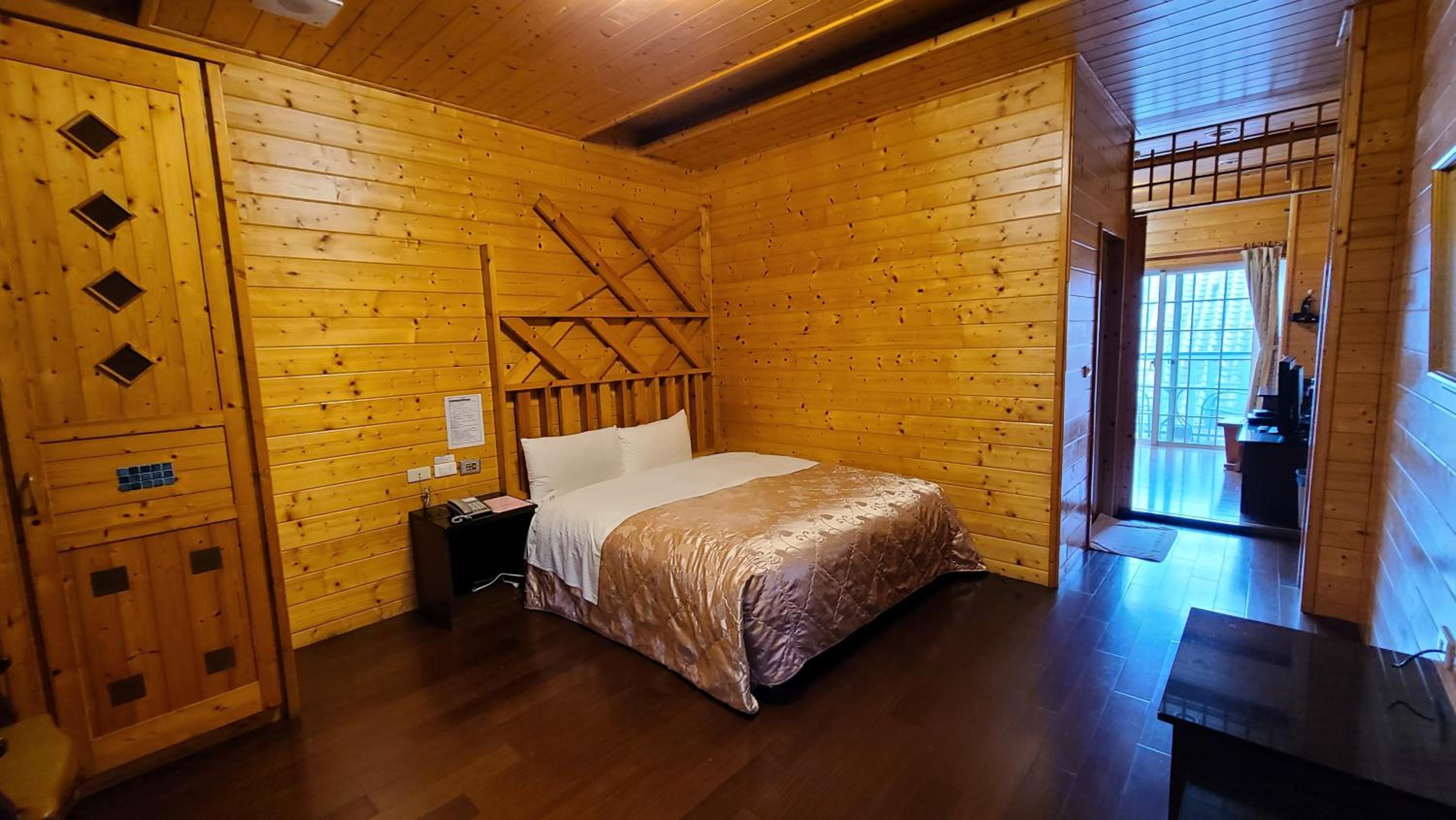 Classic Quadruple Room