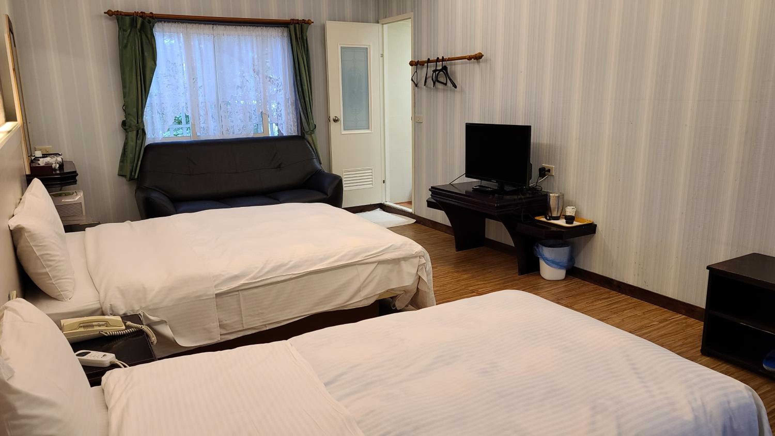 Standard Triple Room photo 3