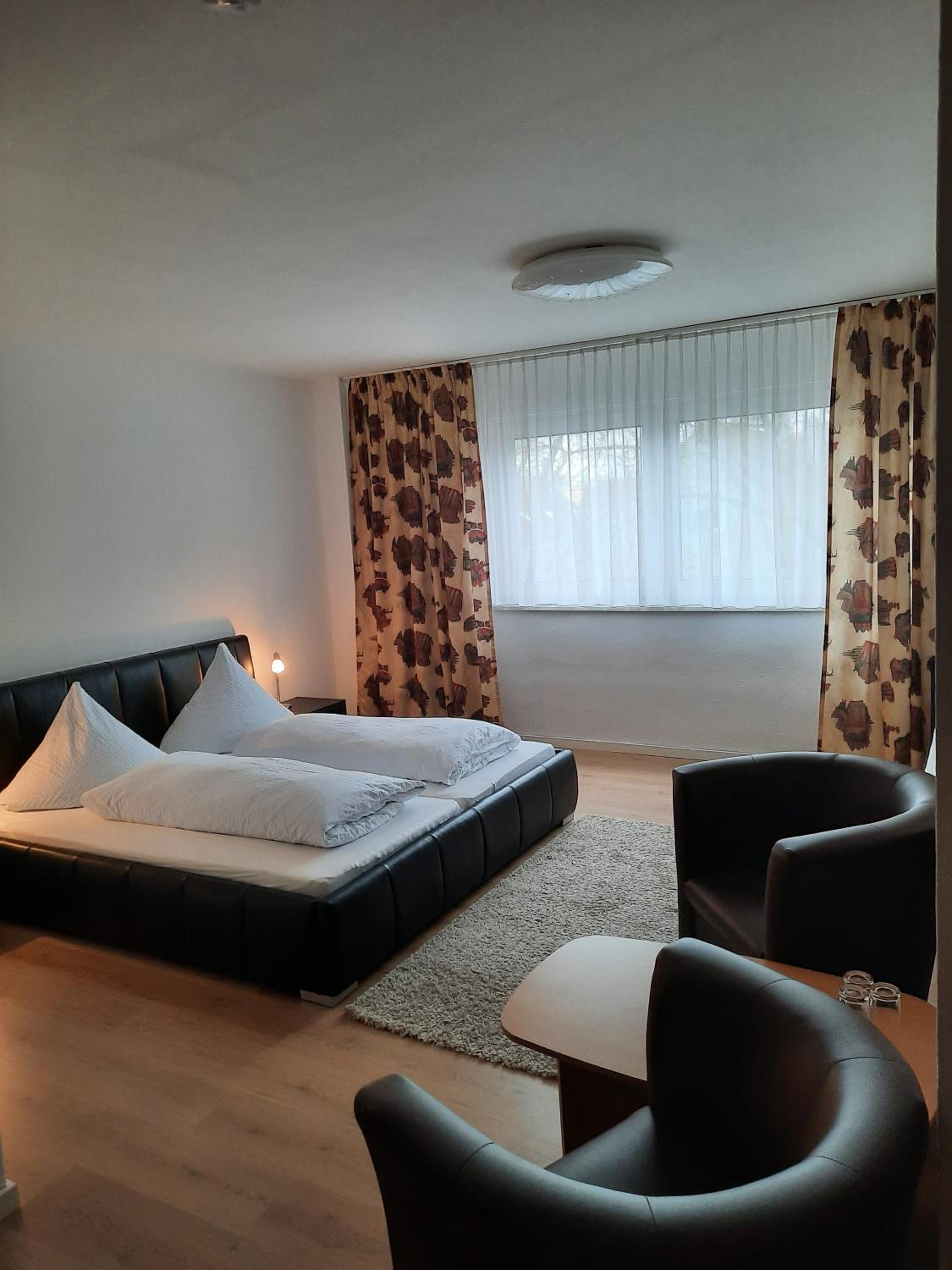Double Room - Photo 1