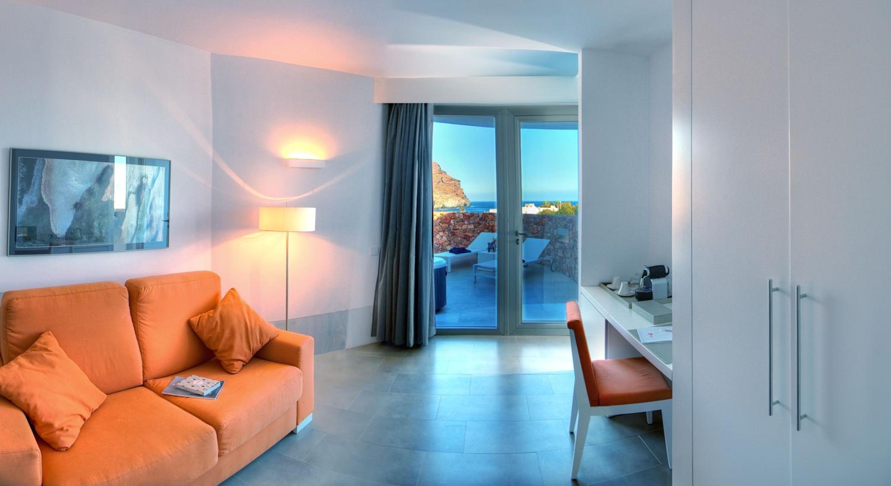 Suite Junior con vista al mar.