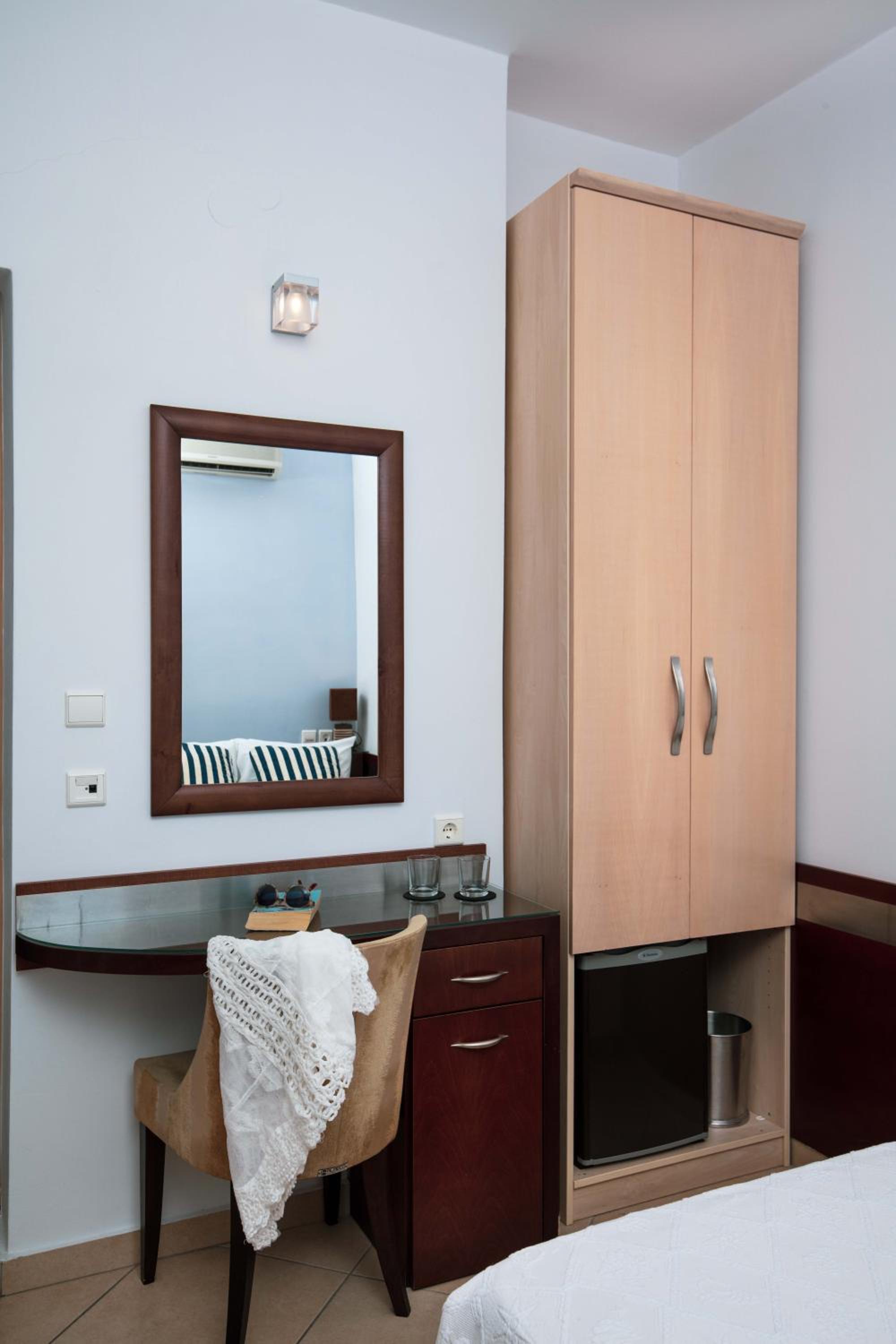Economy Single Room