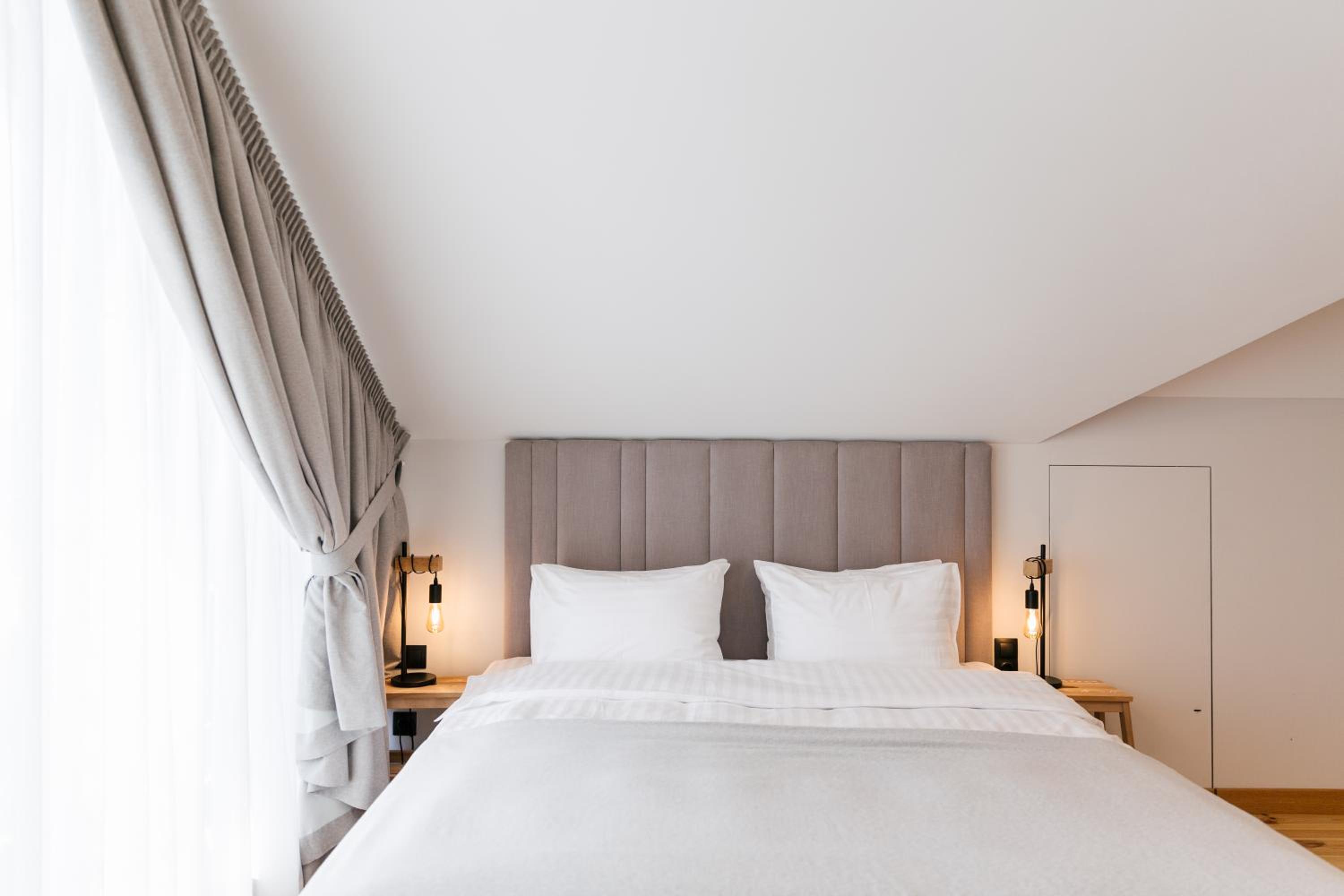 Superior Double or Twin Room with Lake View