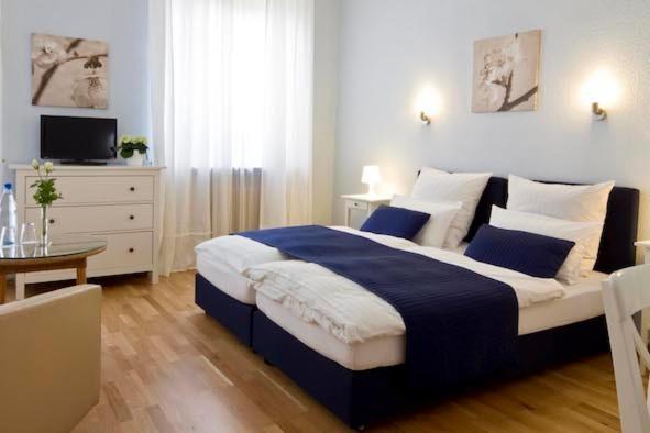 Standard Double Room - Photo 1