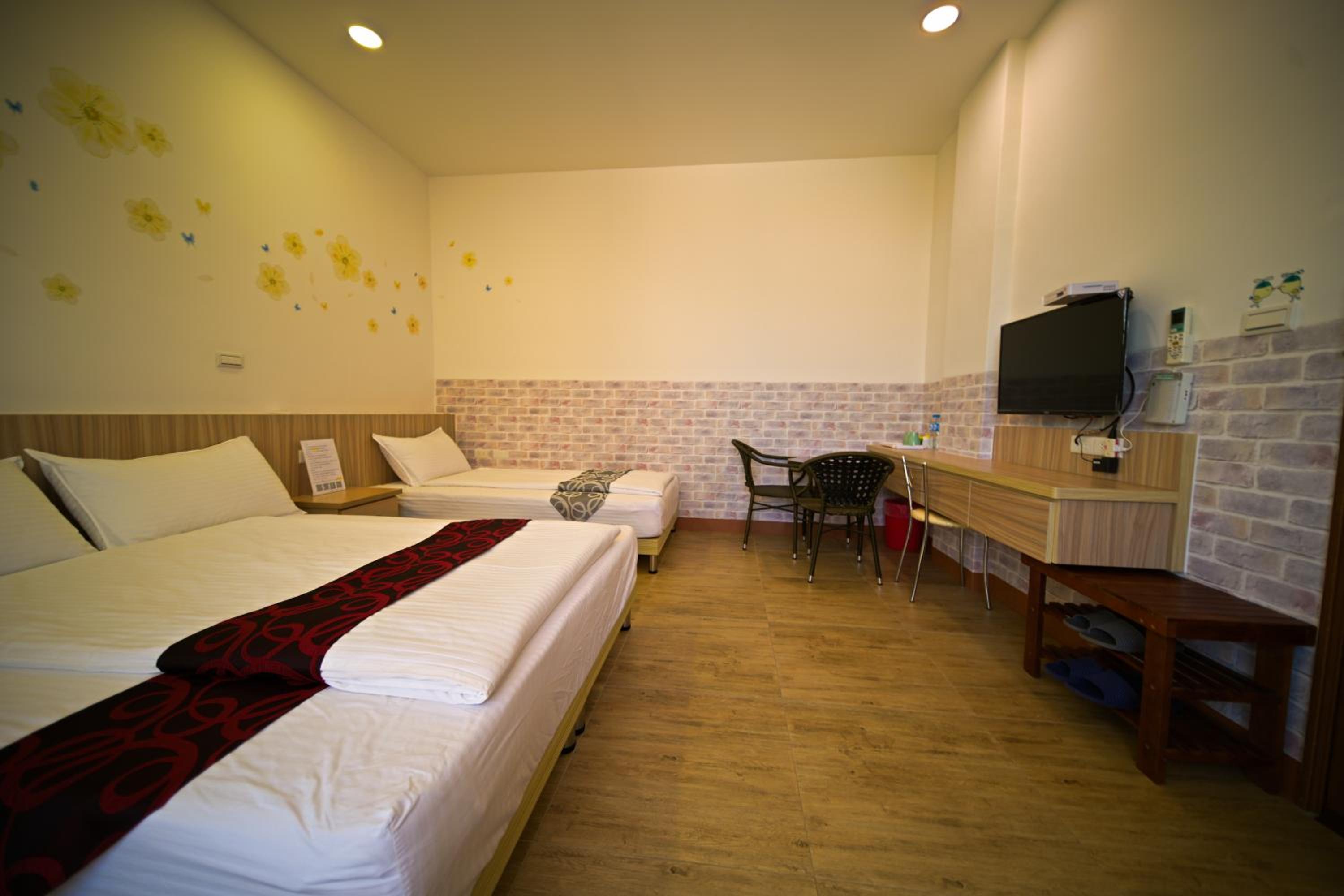 Triple Room with Balcony