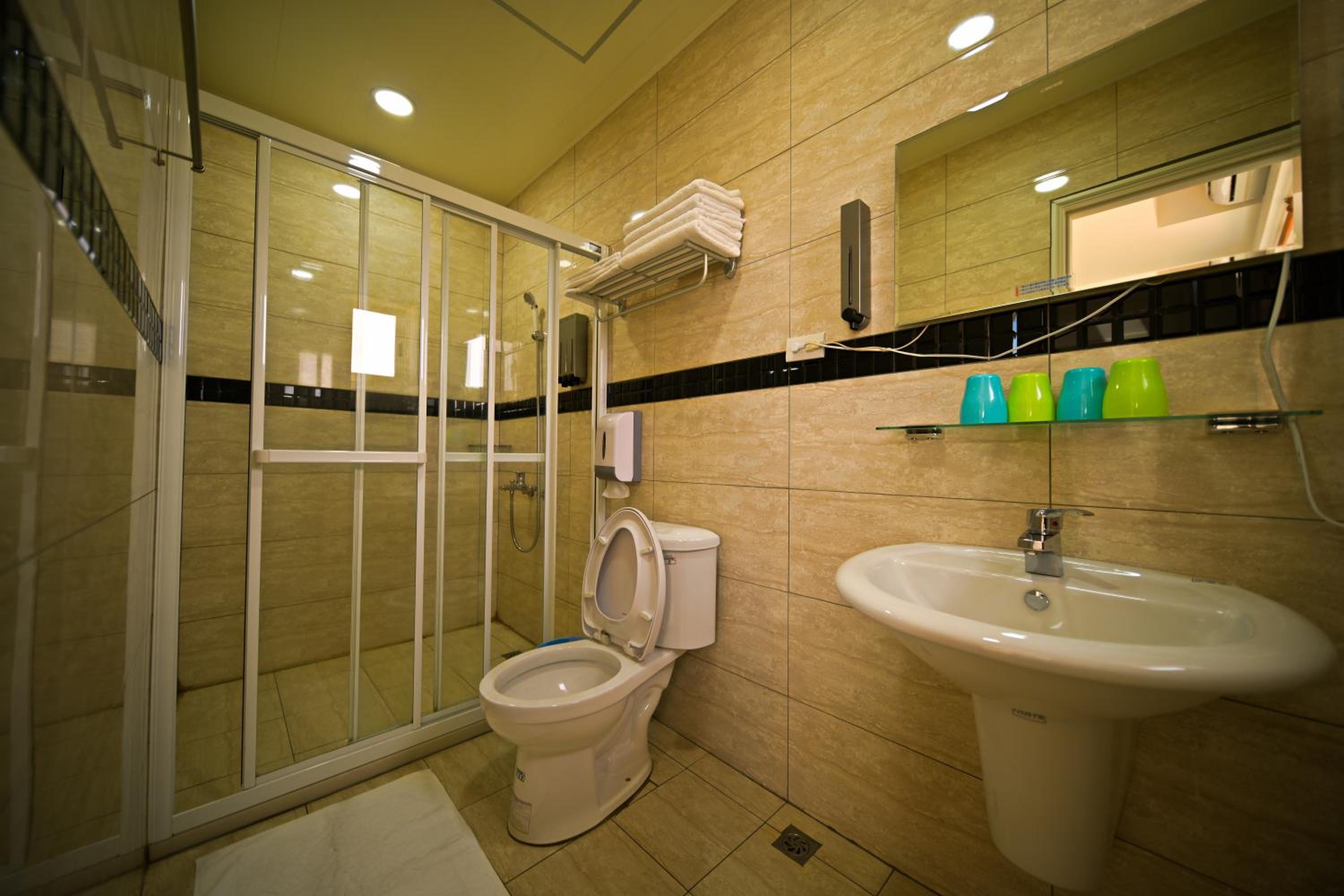 Quadruple Room with Balcony photo 3