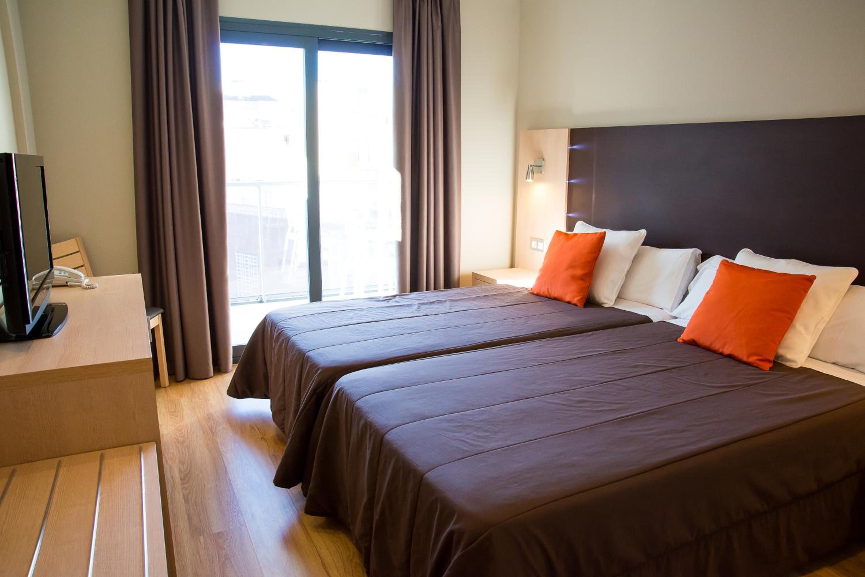 Habitación Doble o con Dos Camas con Cama Adicional