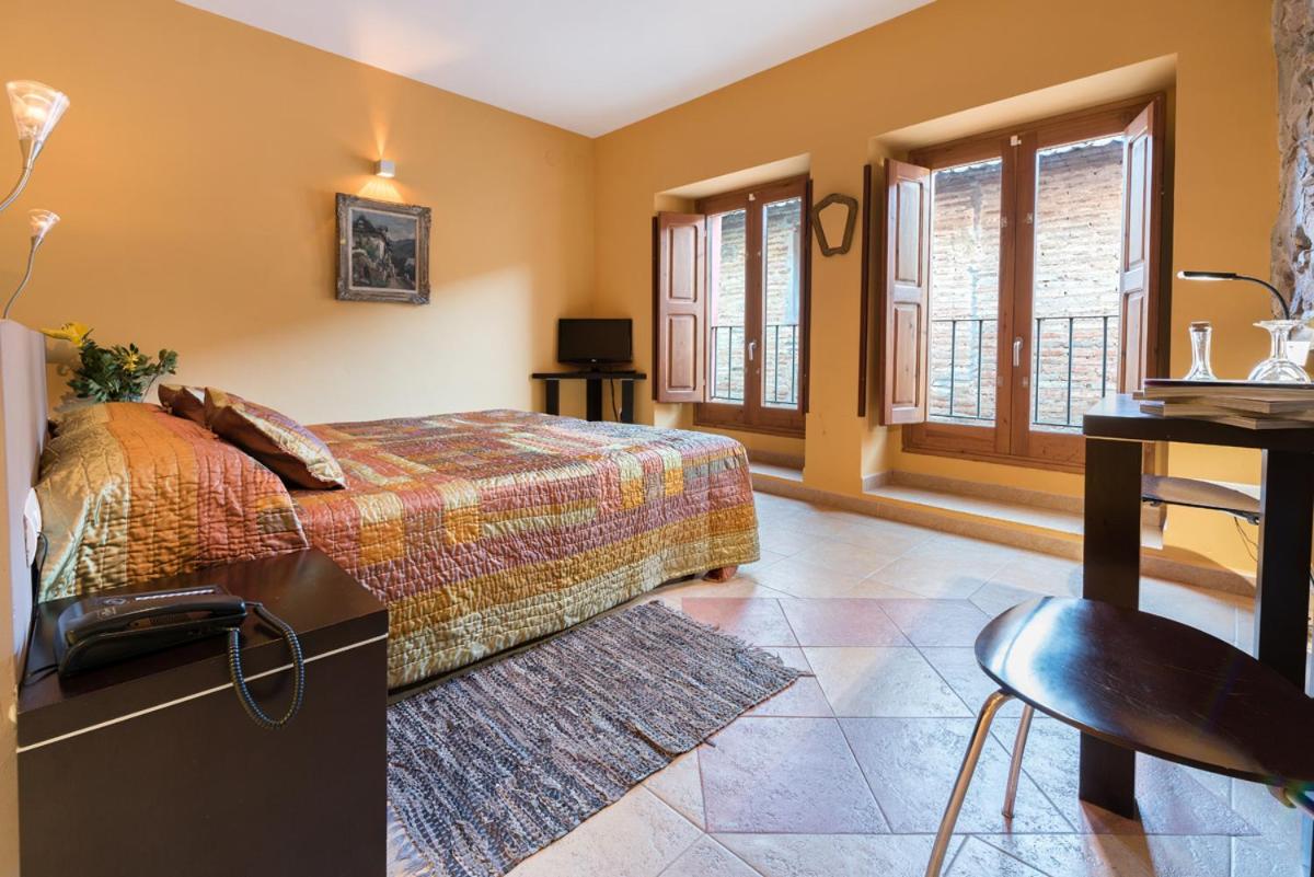 Habitación Doble o con Dos Camas