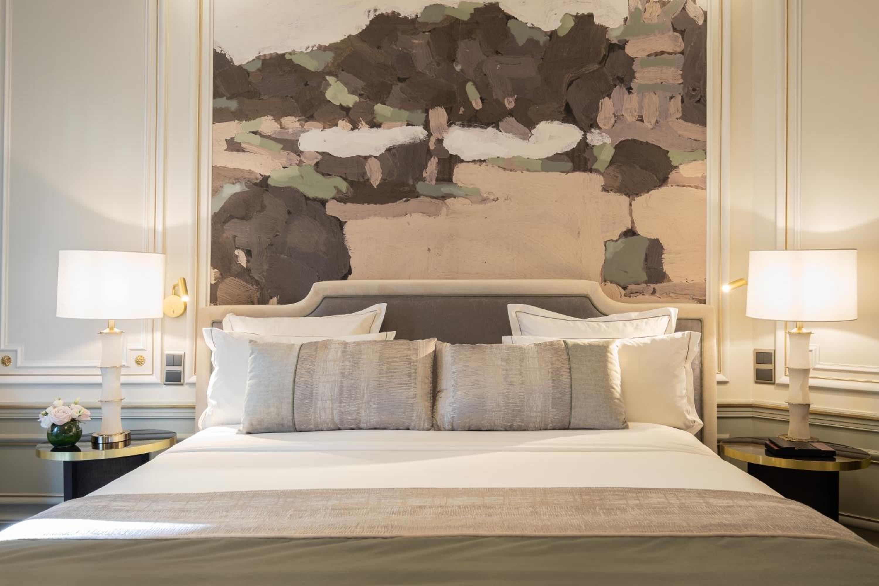 Executive Room - Photo 8