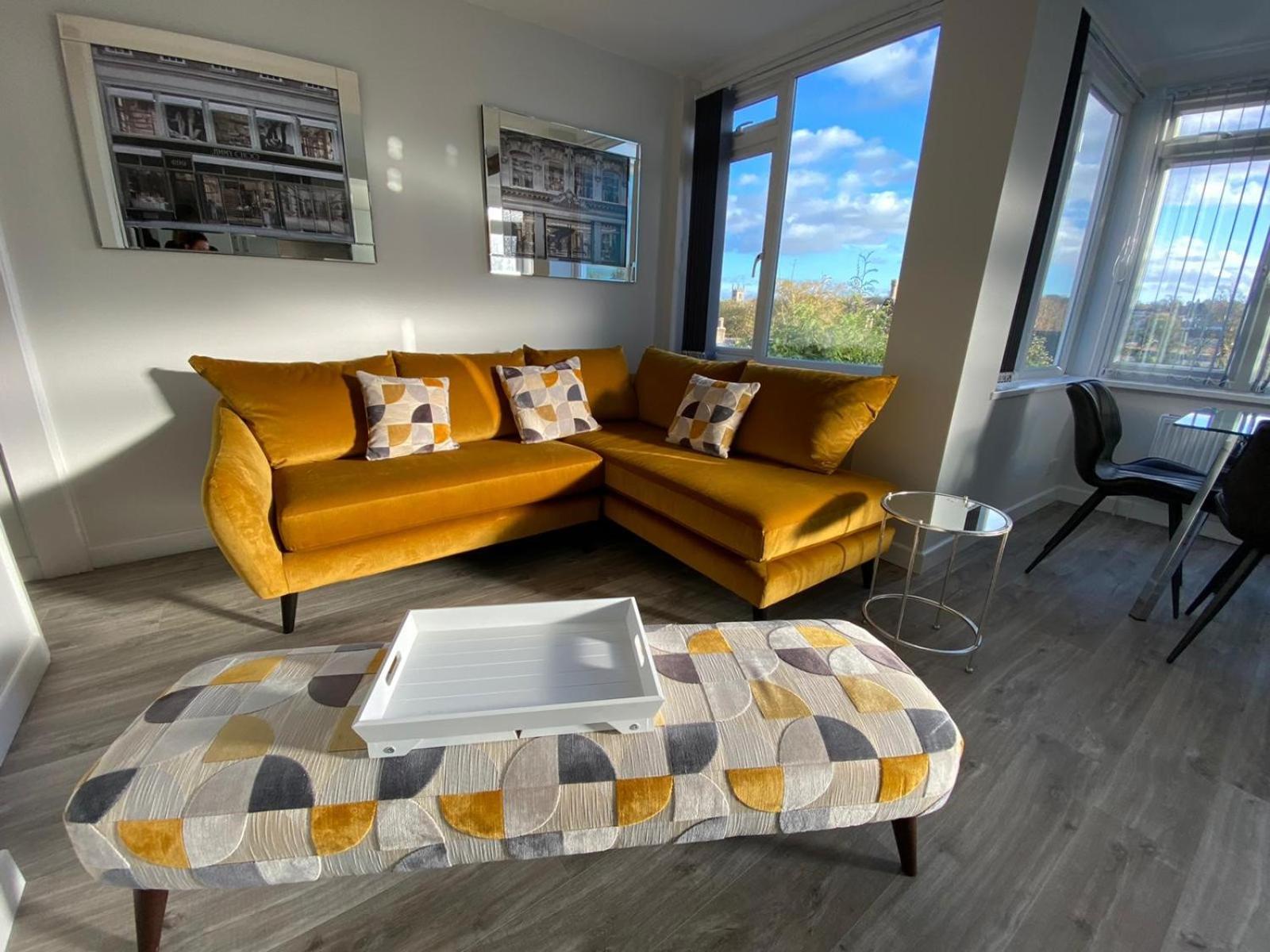 Two-Bedroom House - Photo 10