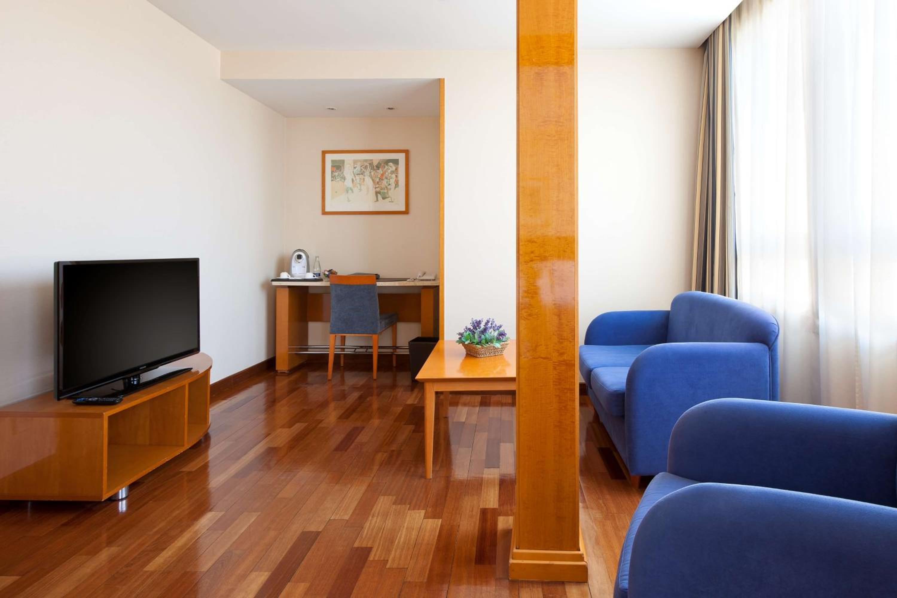 Junior Suite - Photo 4