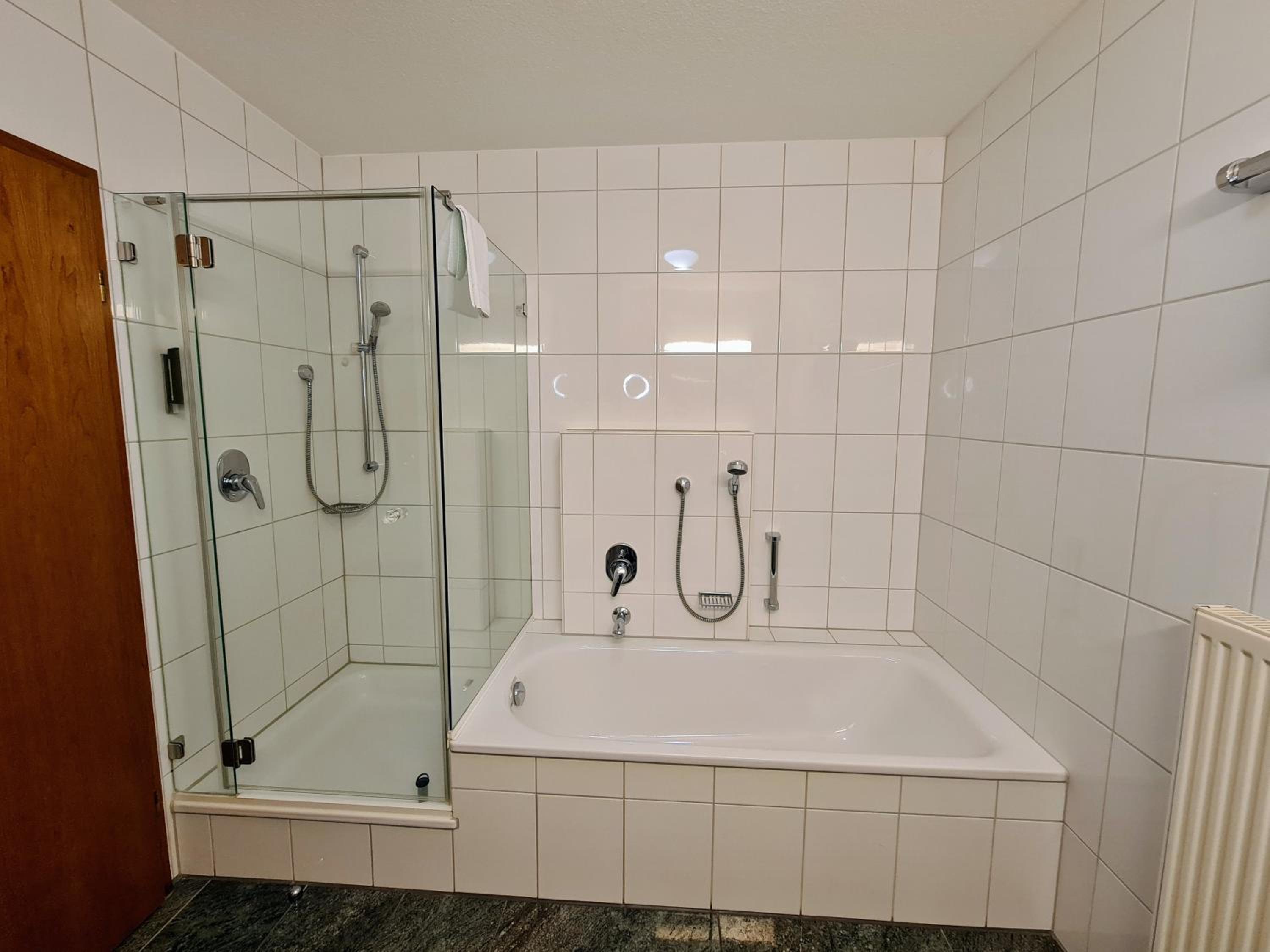 Double Room - Photo 3
