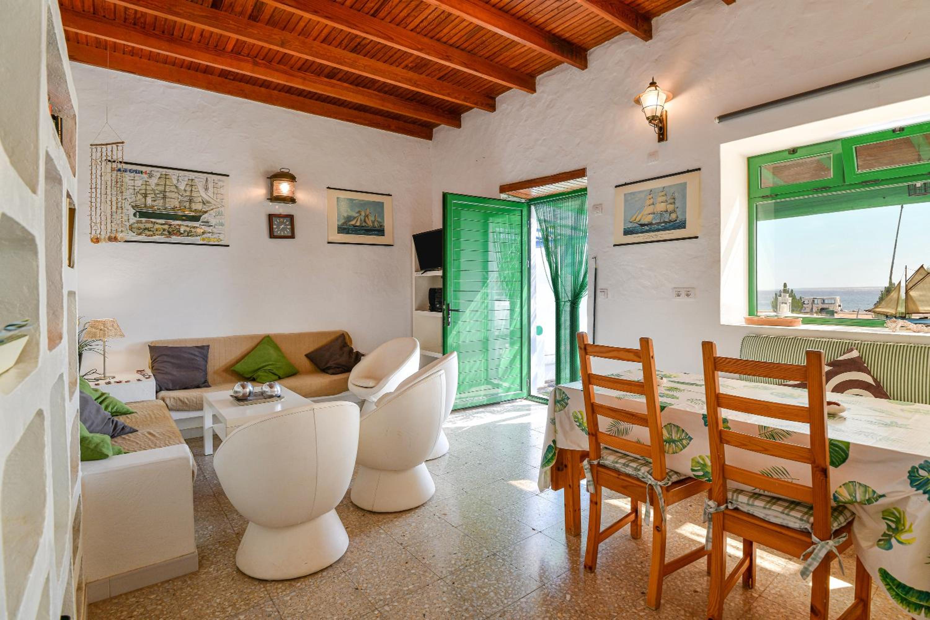 Three-Bedroom House - Photo 1