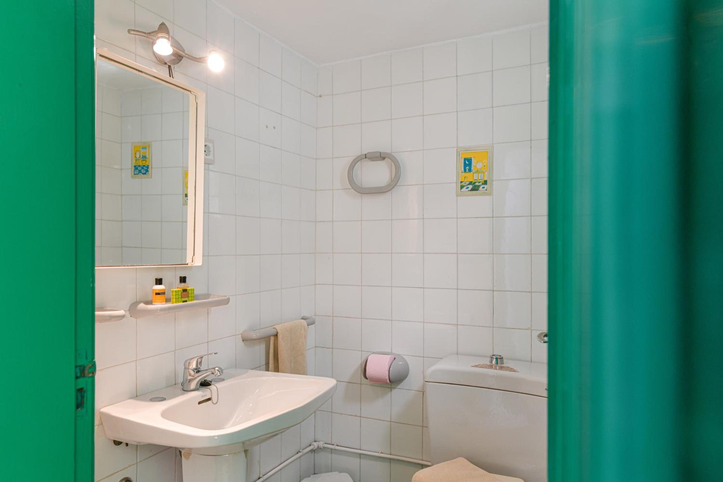 Three-Bedroom House - Photo 18